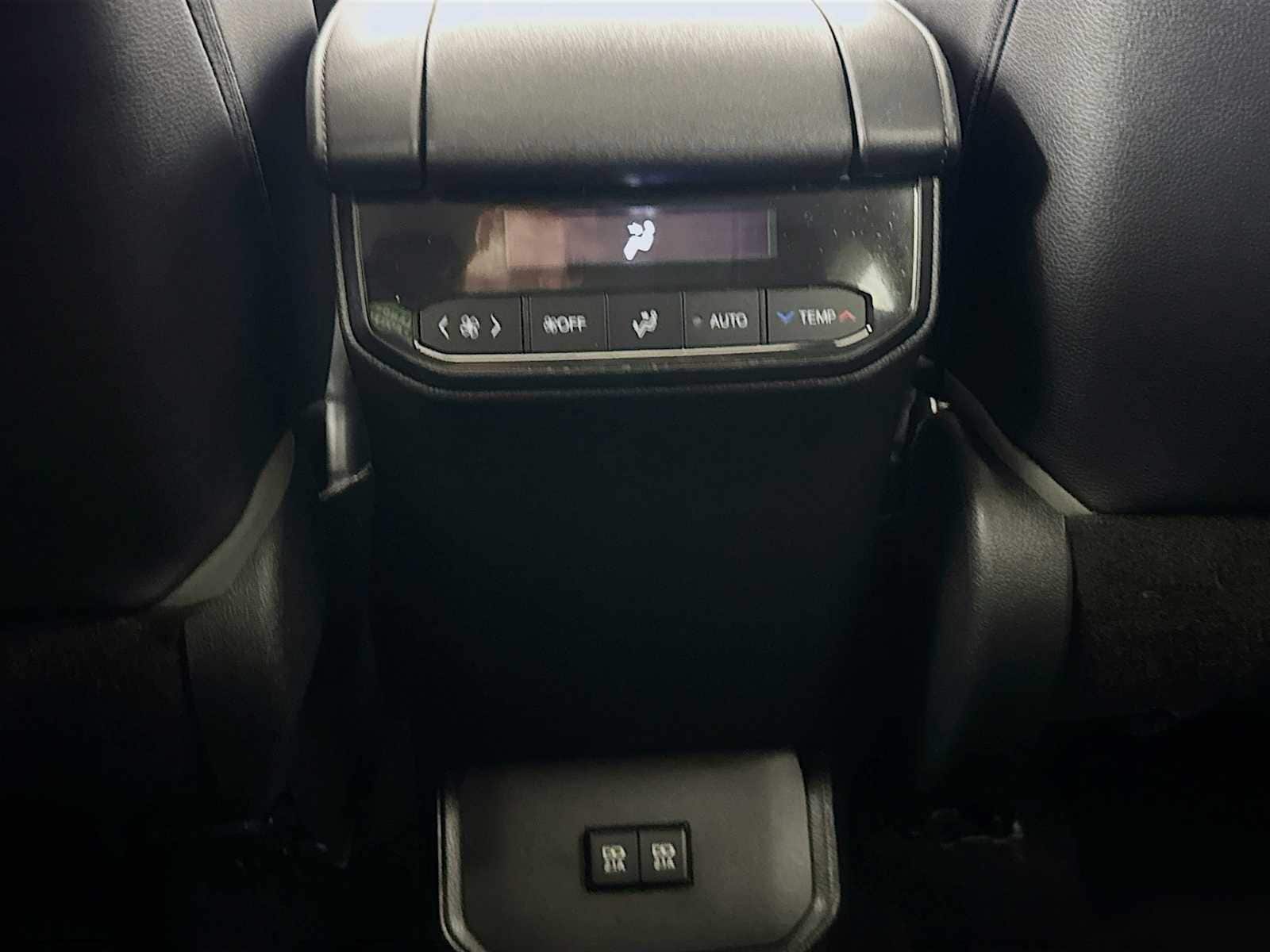 used 2020 Toyota Highlander car, priced at $32,497