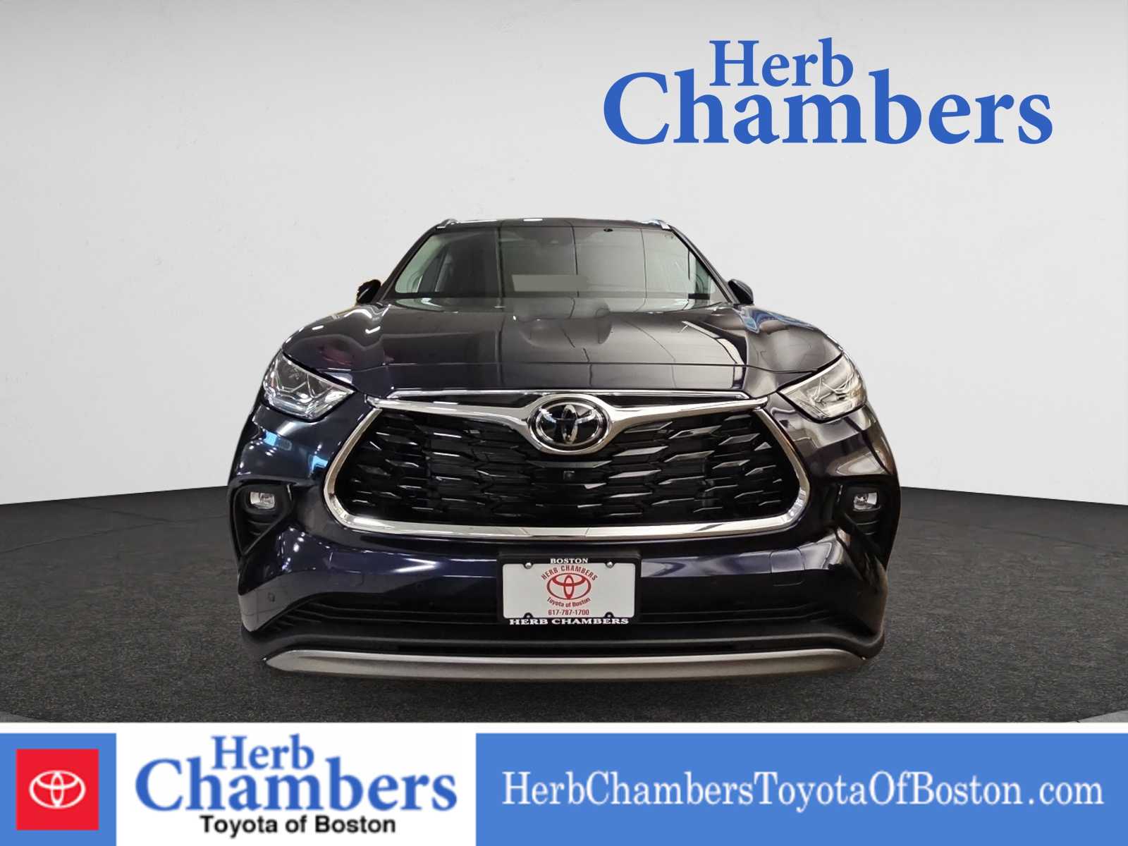 new 2025 Toyota Highlander car, priced at $56,287