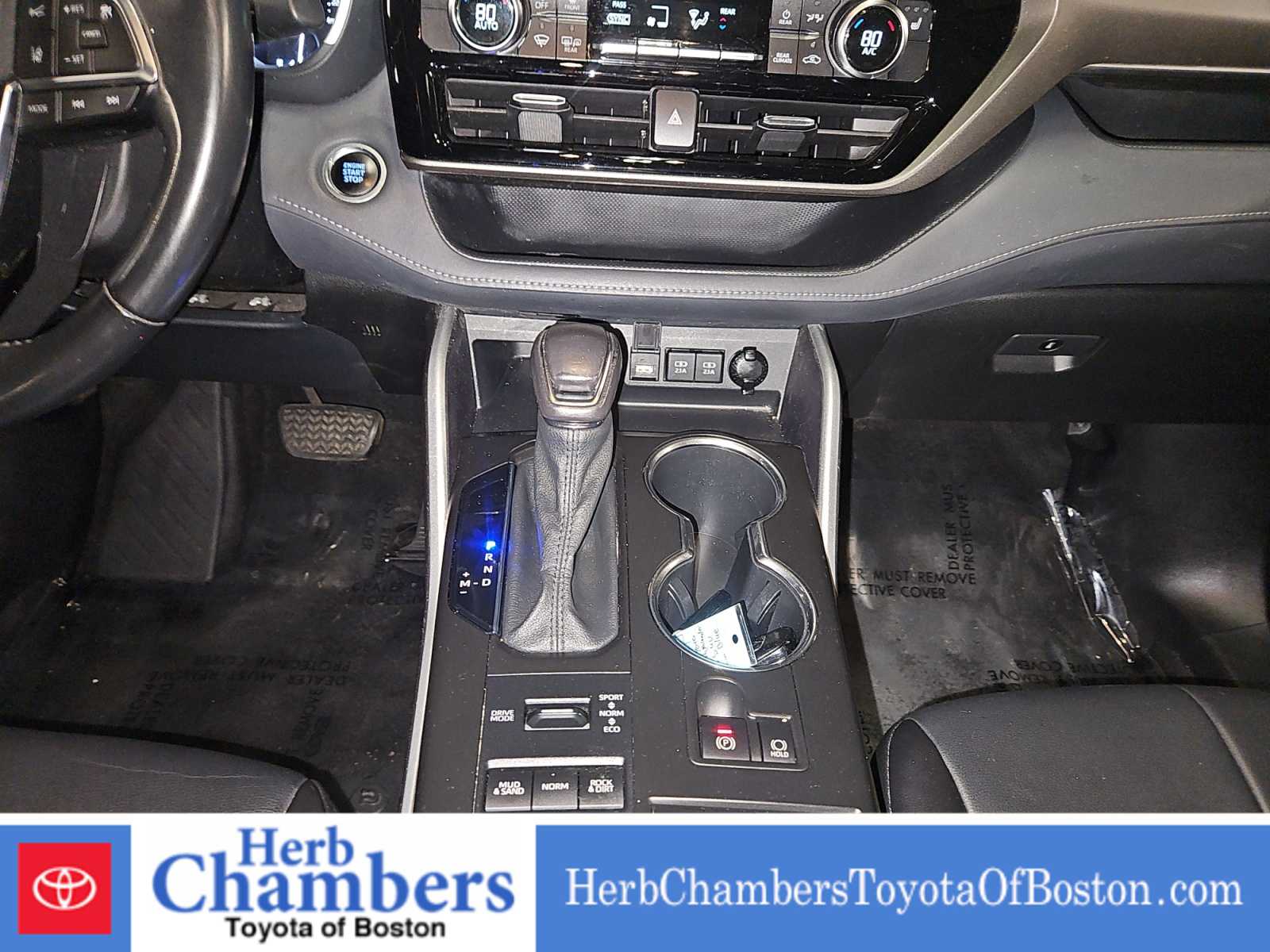 used 2021 Toyota Highlander car, priced at $35,997