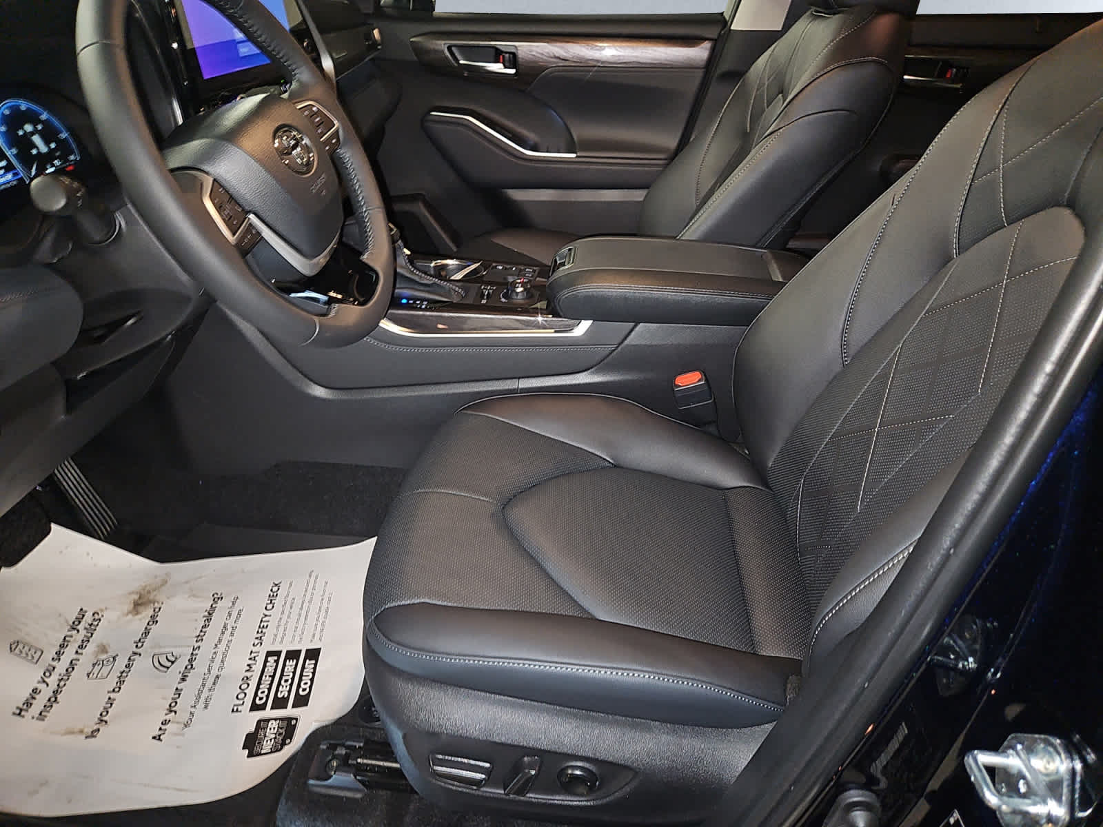 new 2025 Toyota Highlander car, priced at $56,287