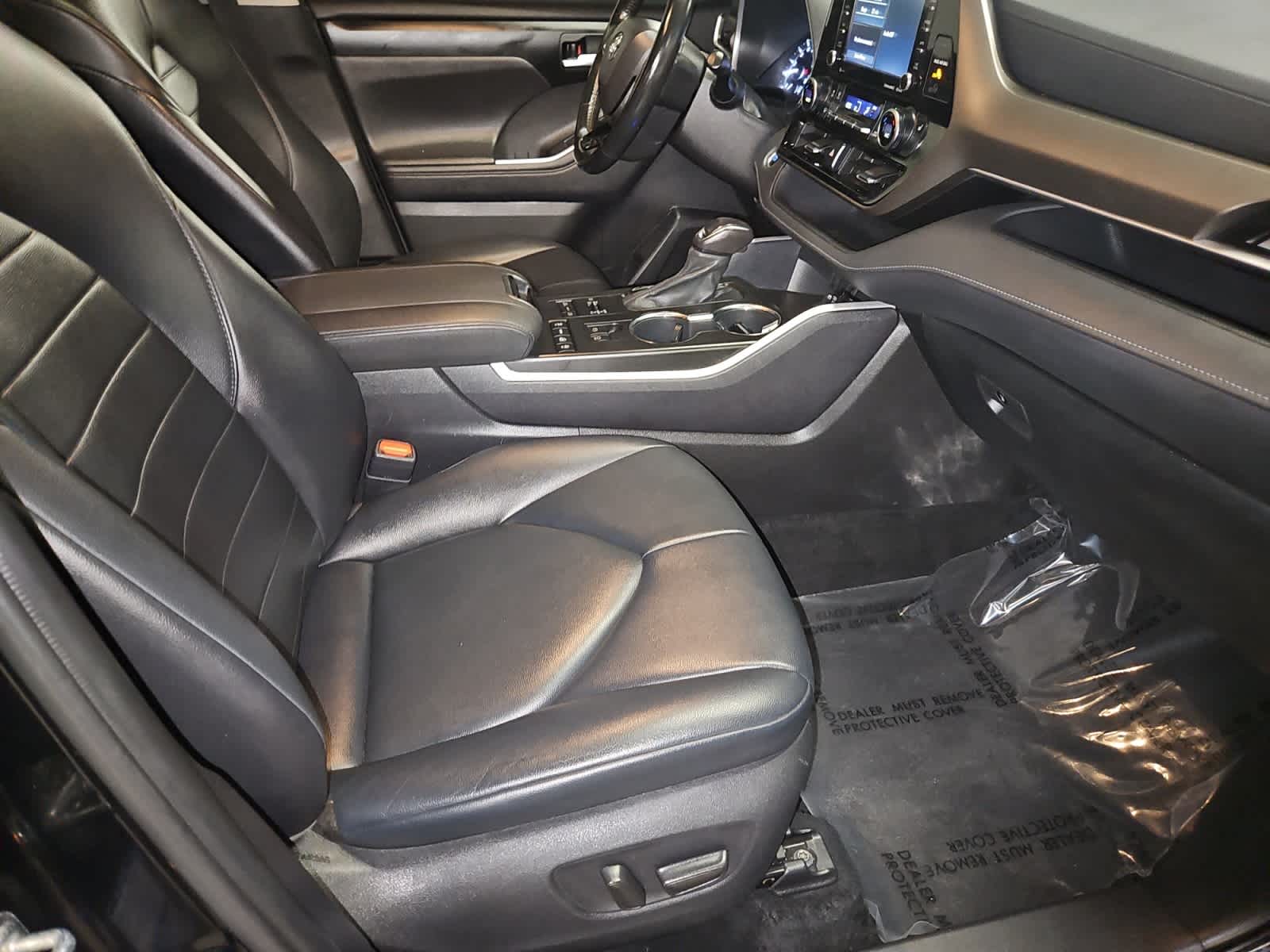 used 2021 Toyota Highlander car, priced at $29,998