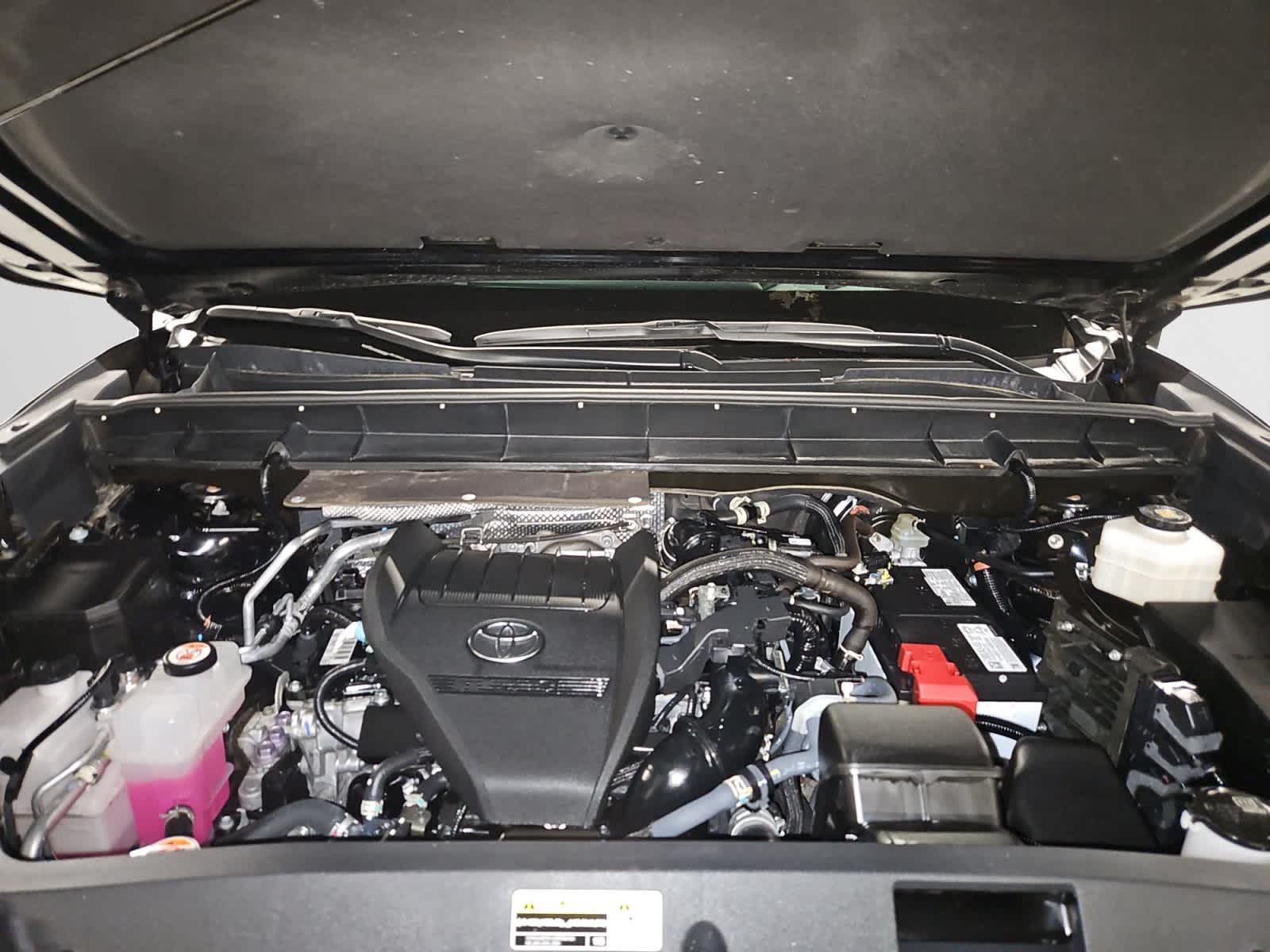 used 2023 Toyota Highlander car, priced at $43,998