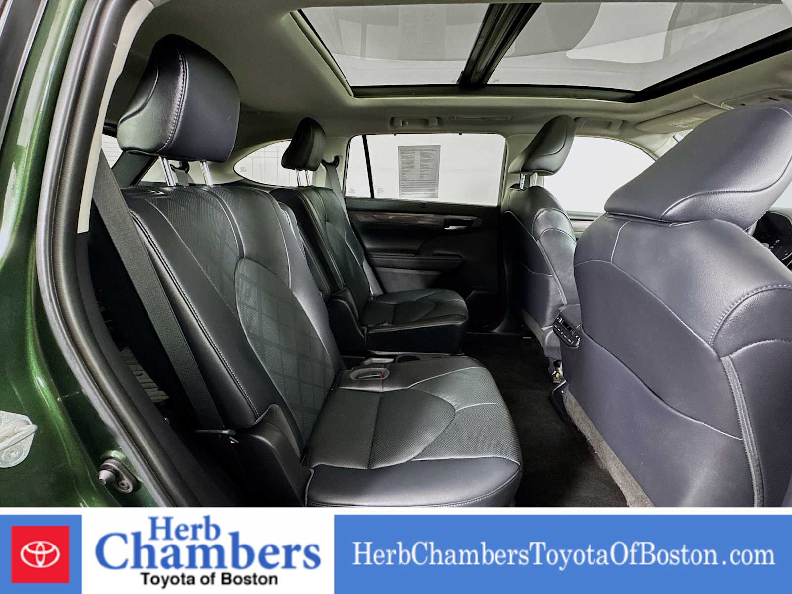 used 2023 Toyota Highlander car, priced at $47,497