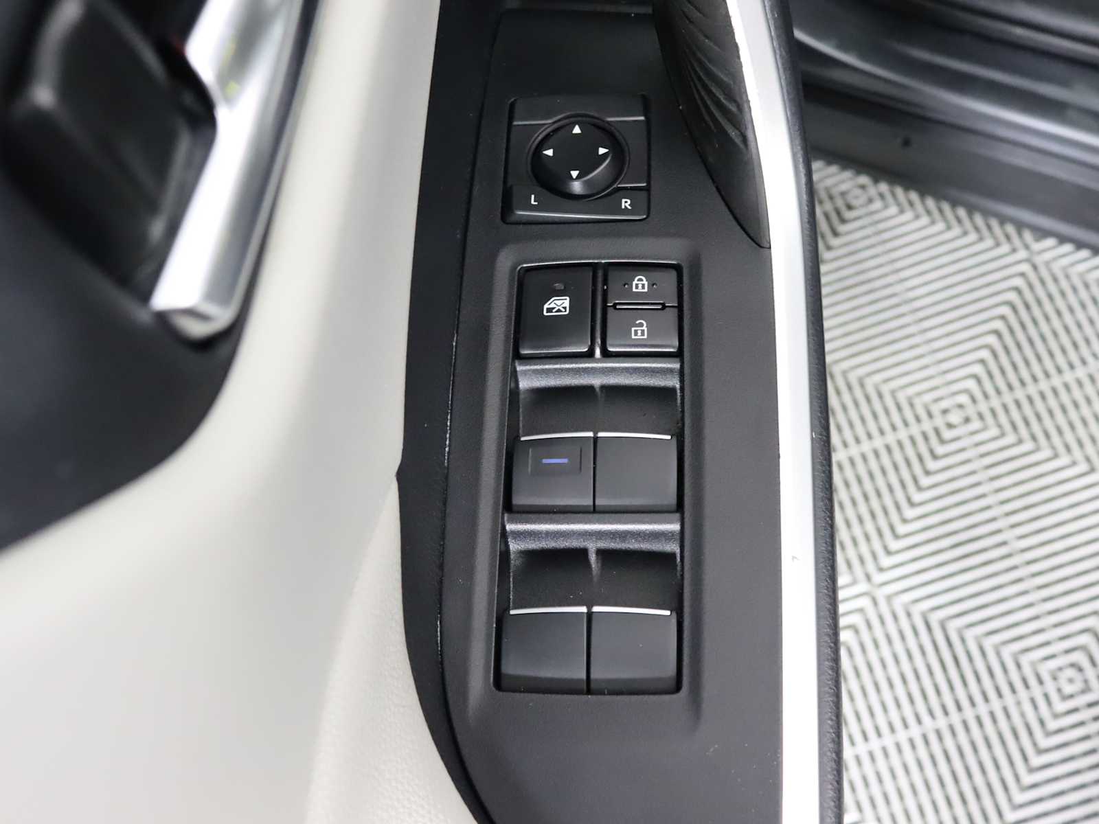 used 2019 Toyota RAV4 car, priced at $24,497