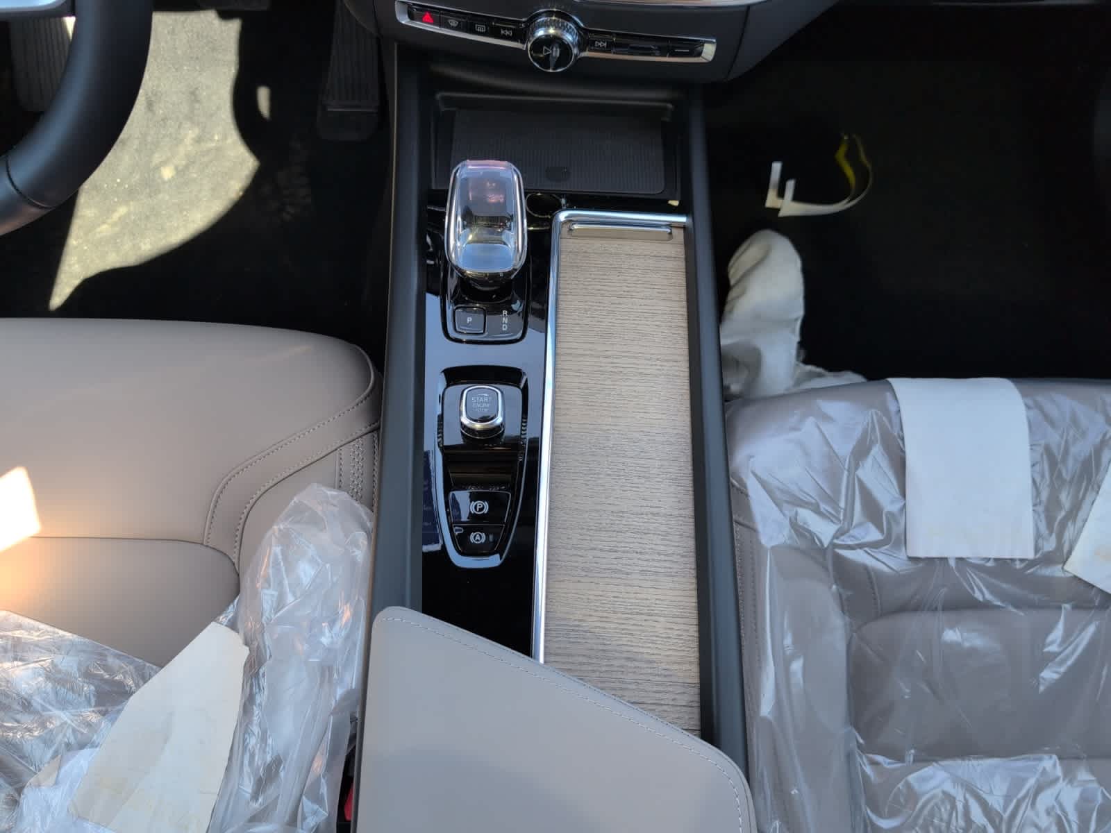 new 2026 Volvo XC60 car, priced at $57,575