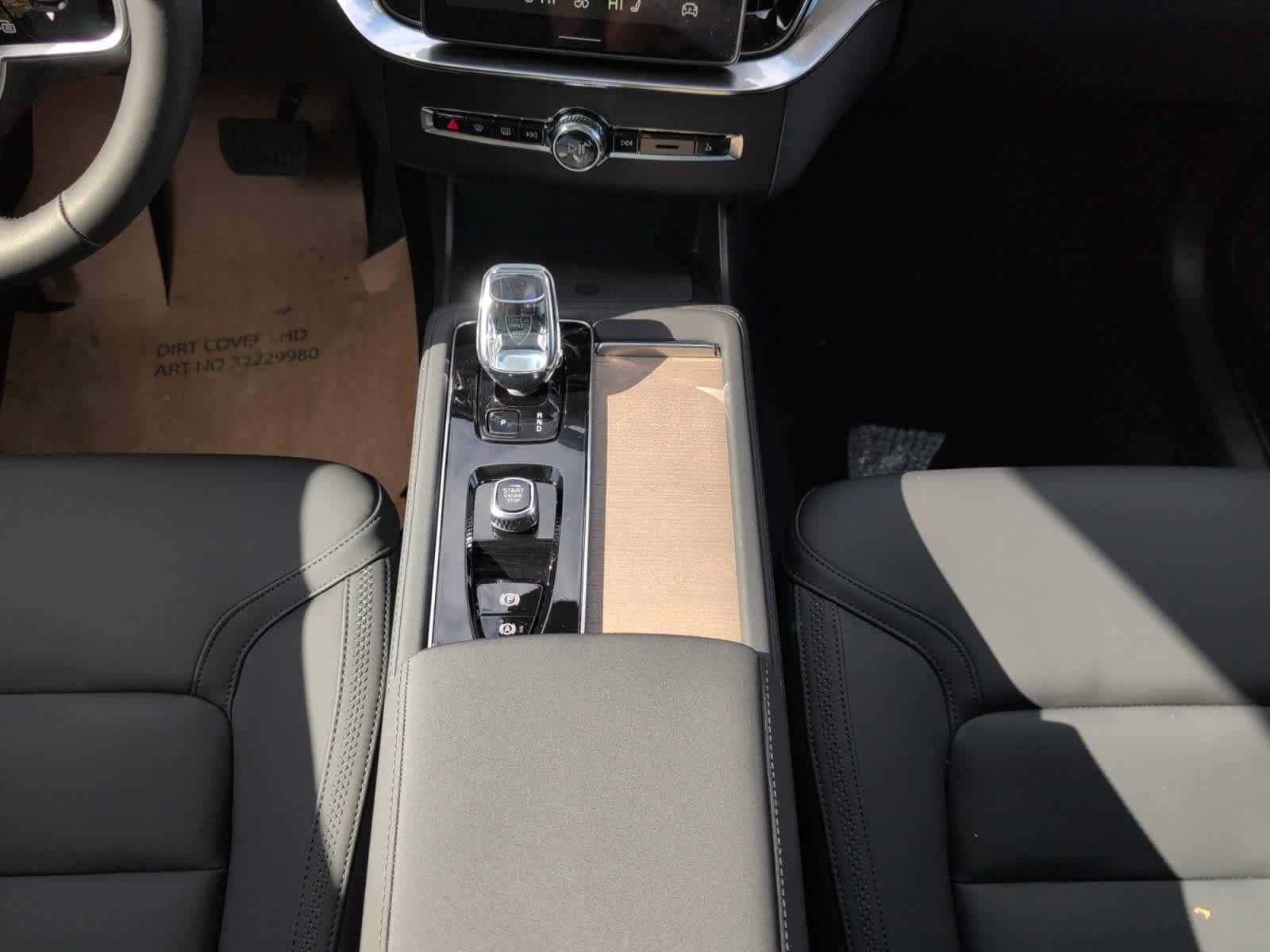 new 2026 Volvo XC90 car, priced at $73,995