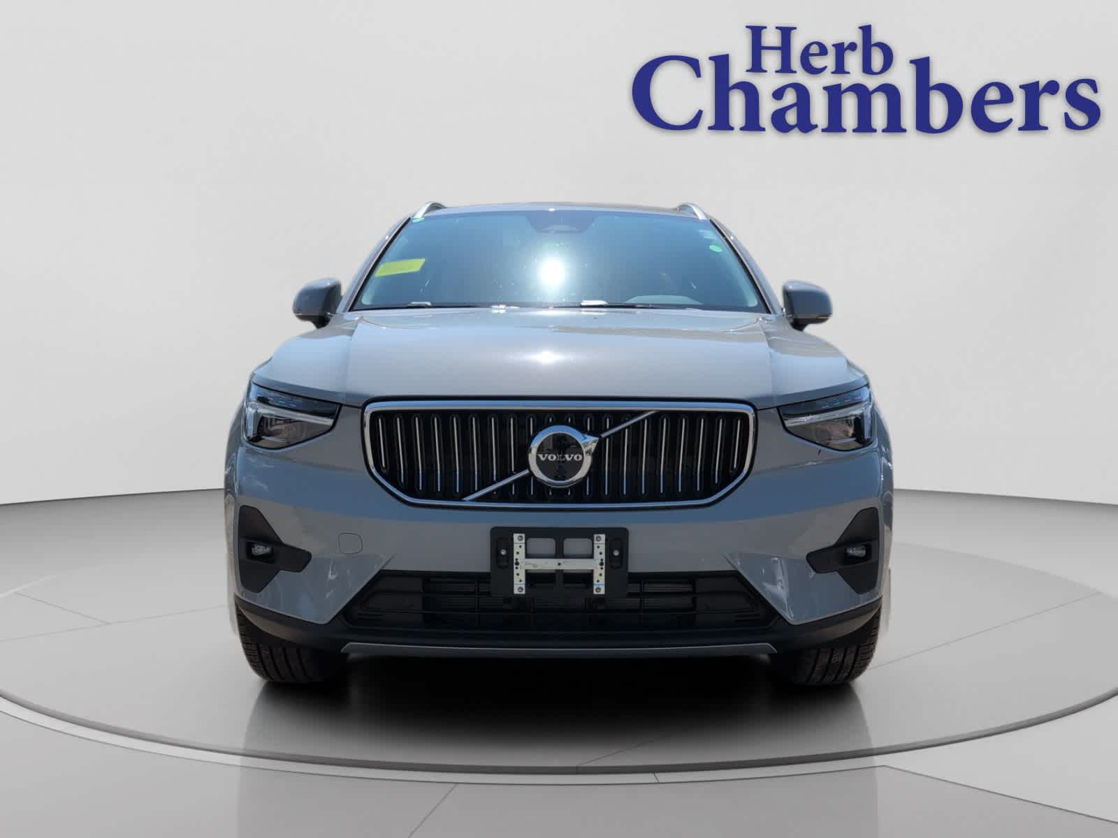 used 2025 Volvo XC40 car, priced at $49,810