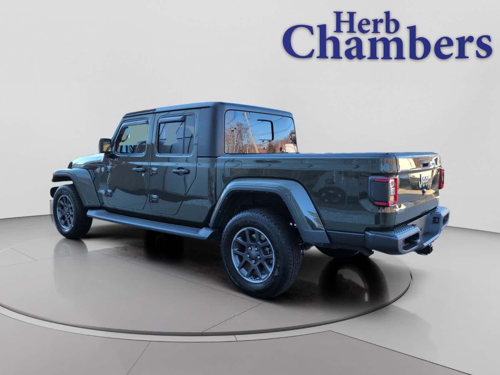 used 2022 Jeep Gladiator car, priced at $26,998