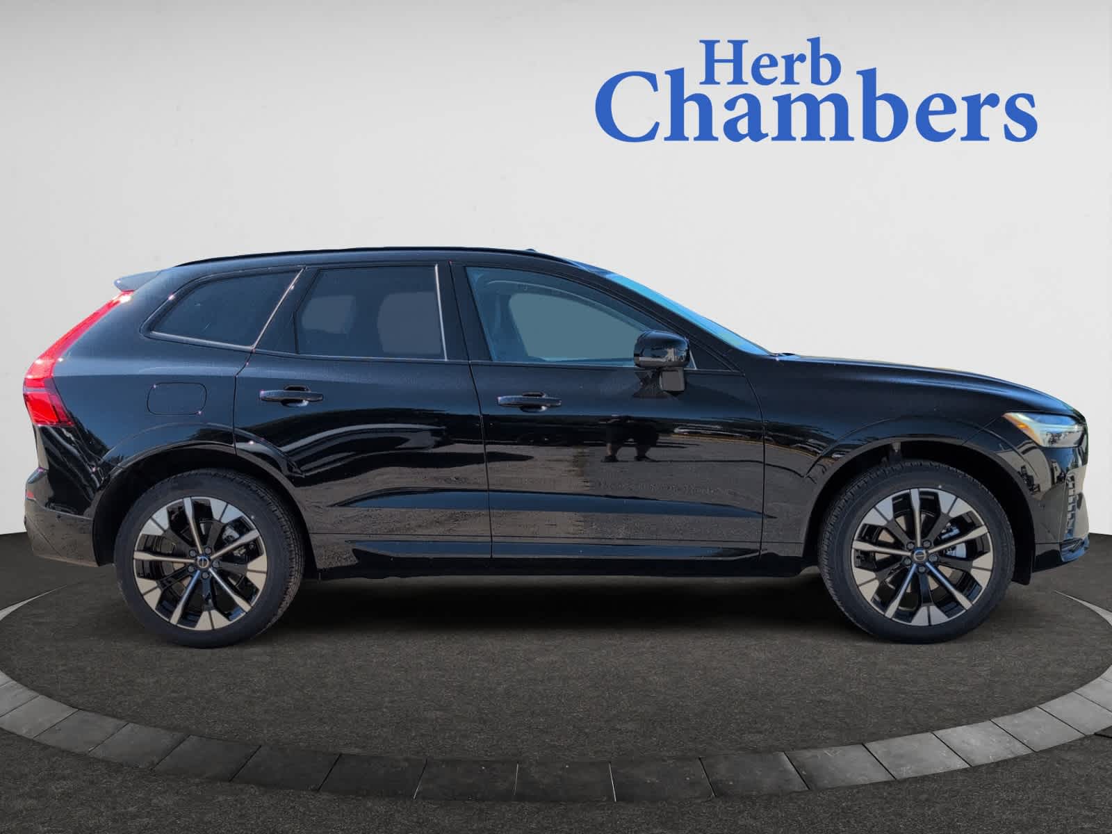 new 2026 Volvo XC60 car, priced at $57,985
