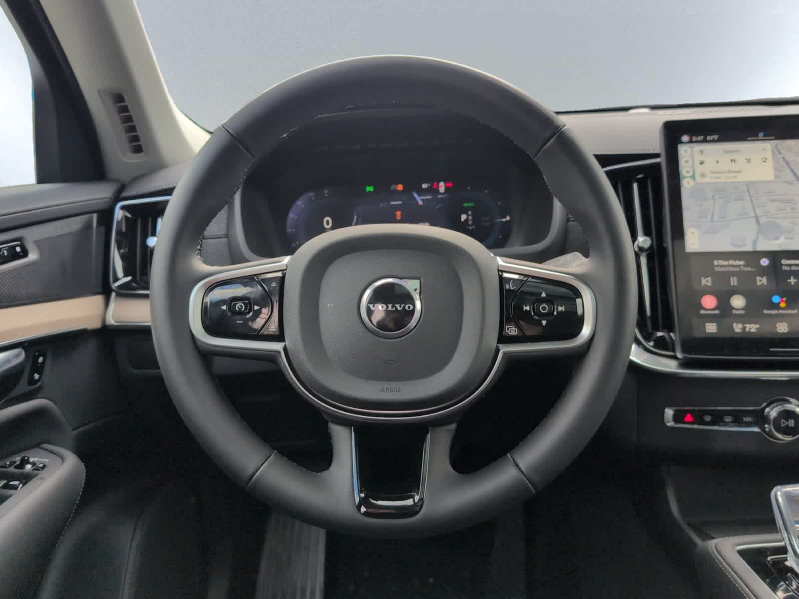 new 2025 Volvo XC90 plug-in hybrid car, priced at $78,805