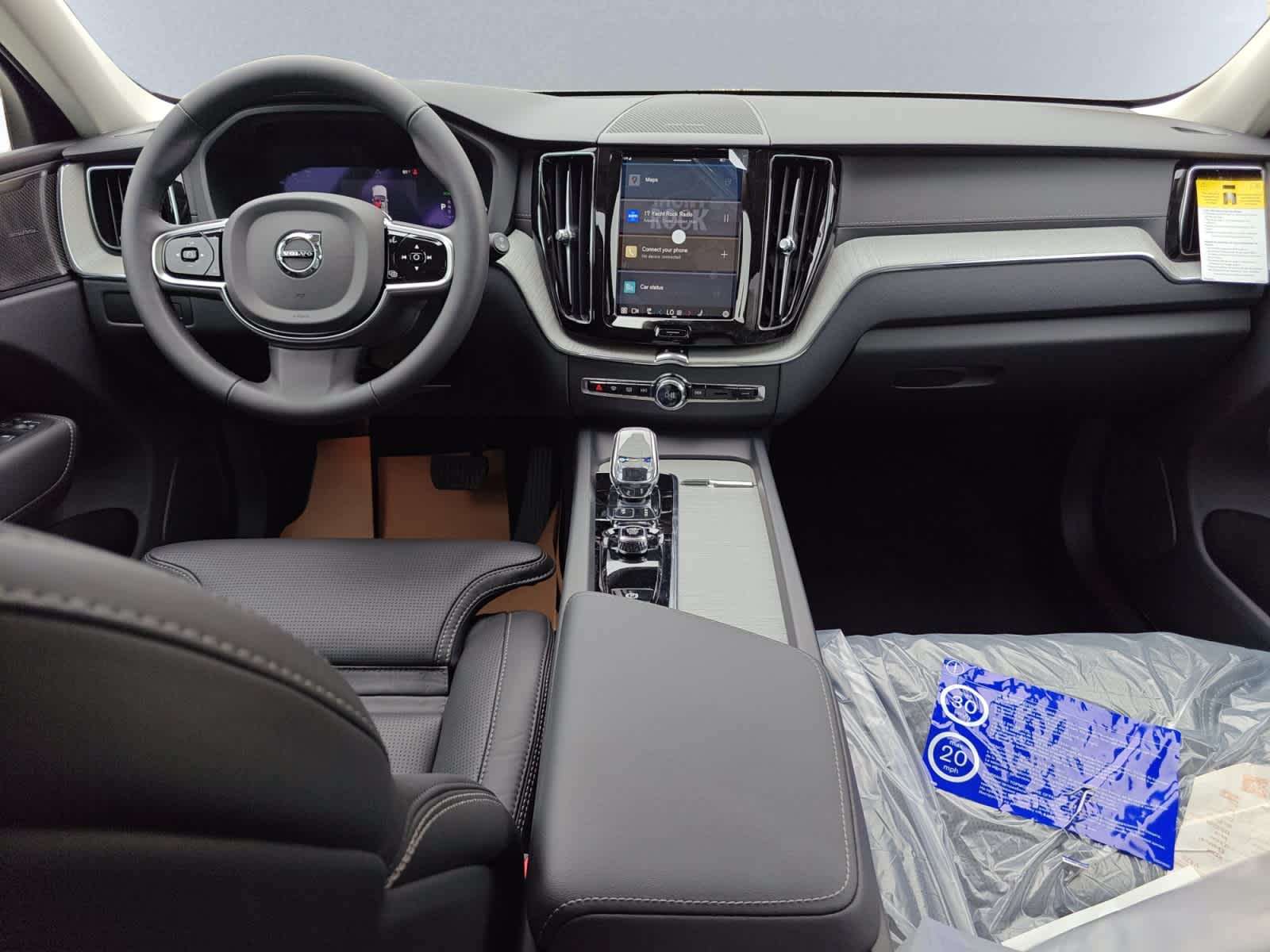new 2025 Volvo XC60 plug-in hybrid car, priced at $71,490