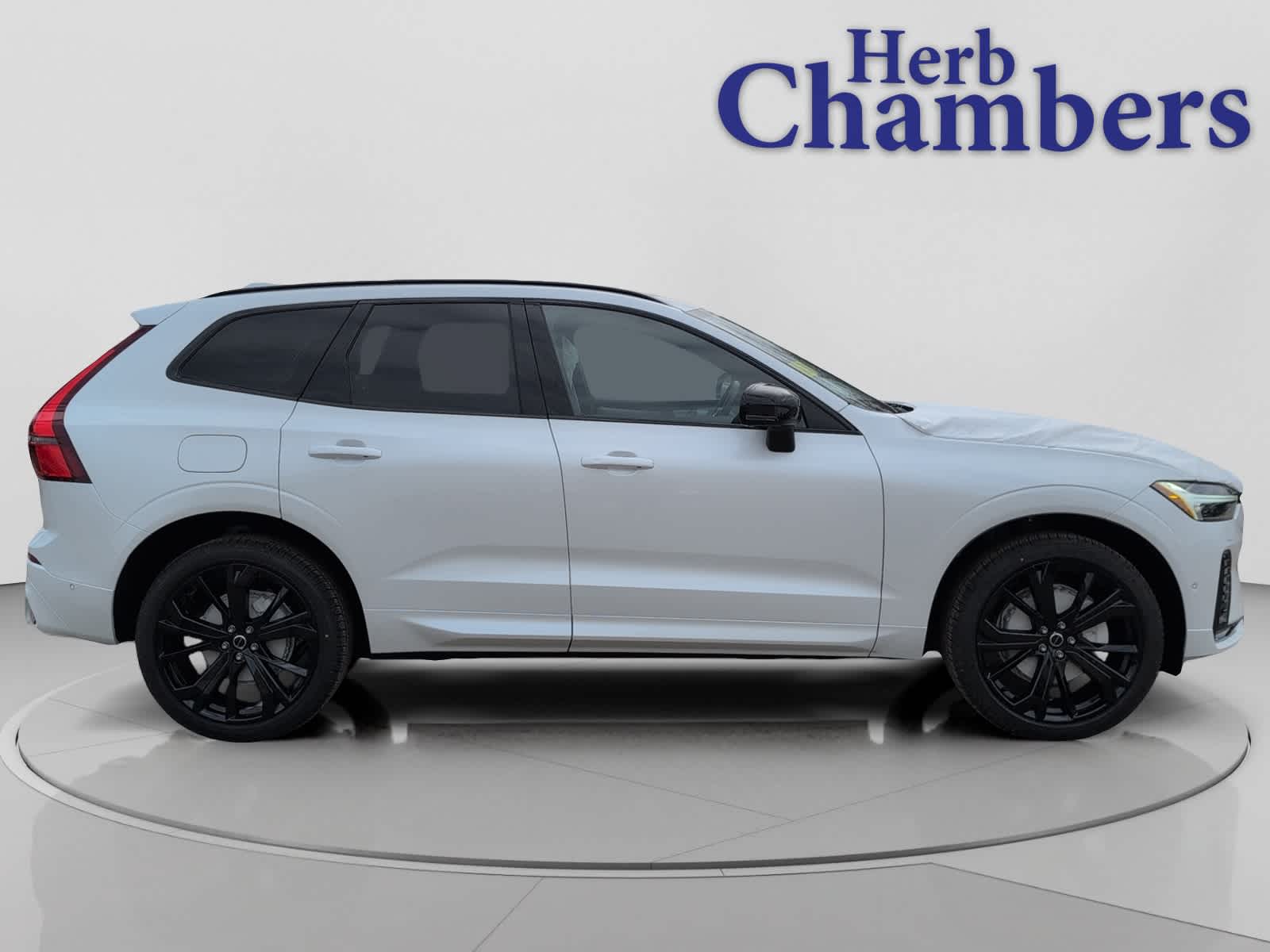 new 2026 Volvo XC60 car, priced at $64,090