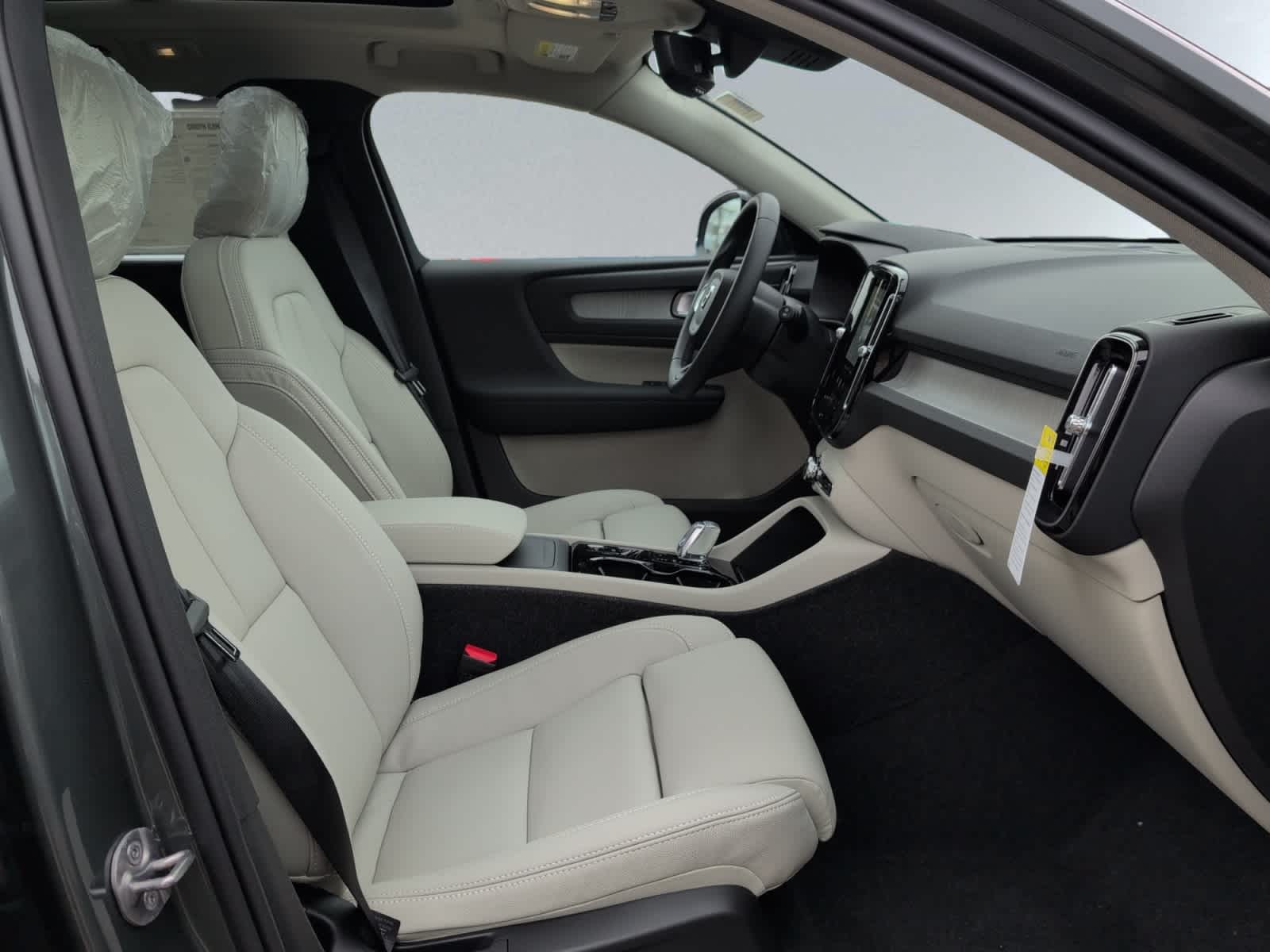 new 2026 Volvo XC40 car, priced at $54,200