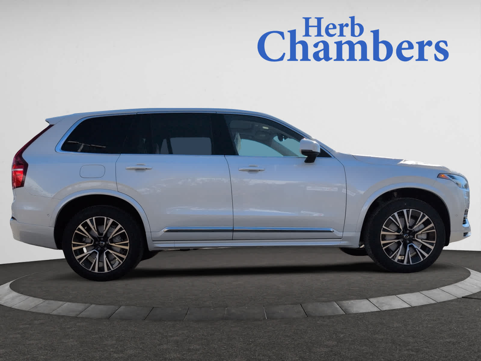 new 2025 Volvo XC90 plug-in hybrid car, priced at $76,875