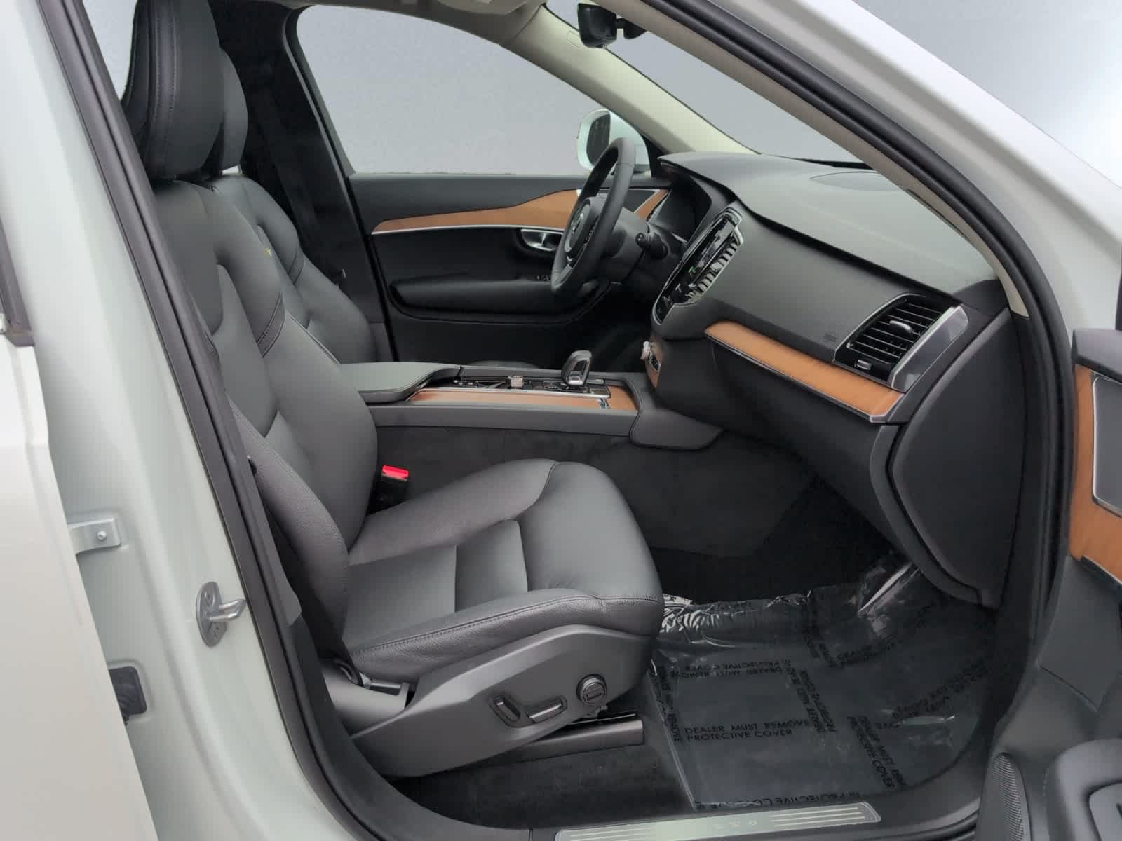 used 2024 Volvo XC90 car, priced at $50,497