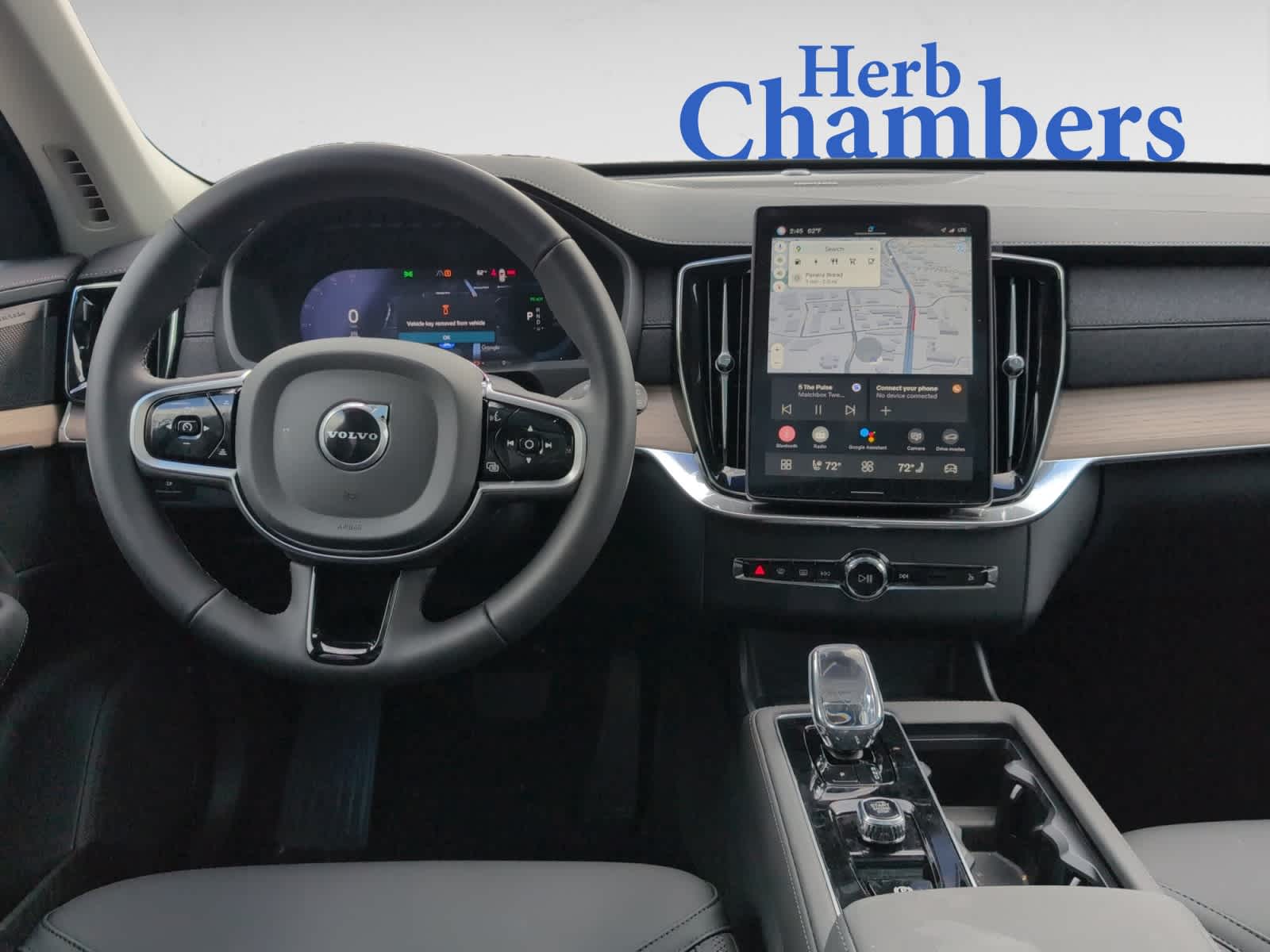 new 2025 Volvo XC90 plug-in hybrid car, priced at $78,805