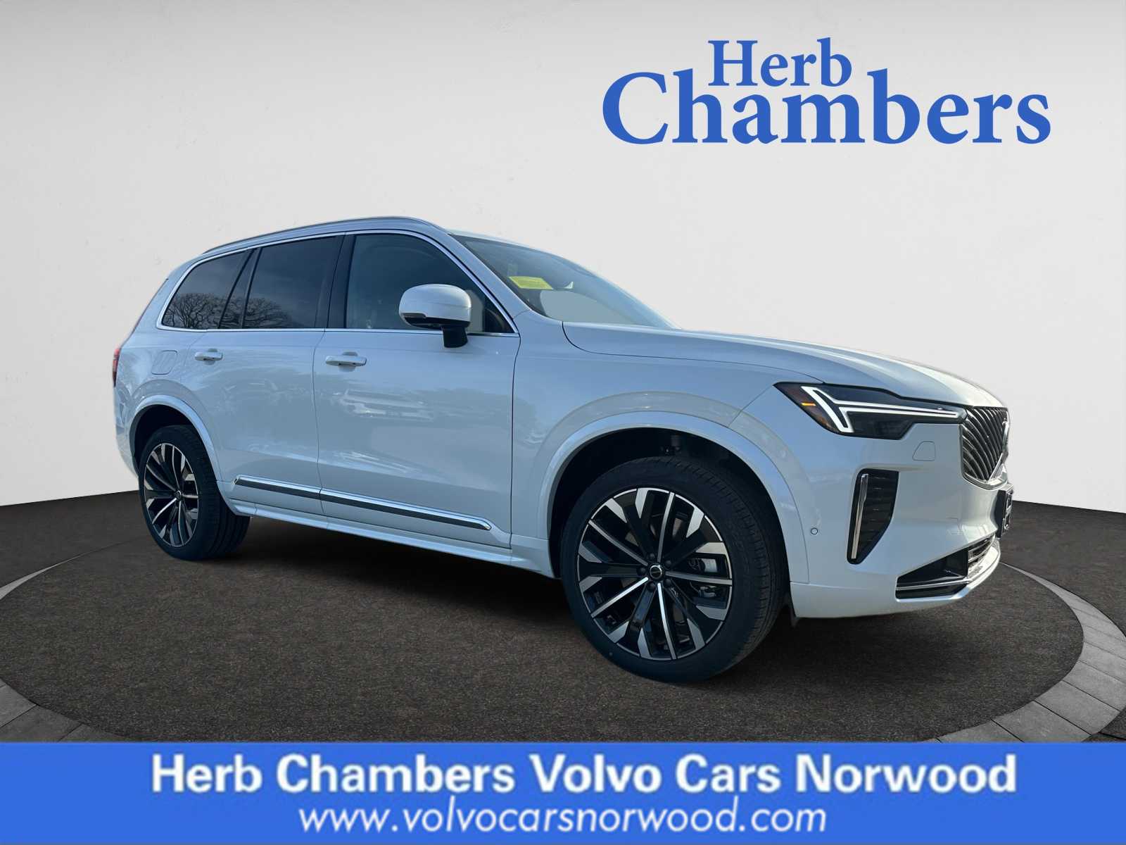 new 2025 Volvo XC90 plug-in hybrid car, priced at $78,395