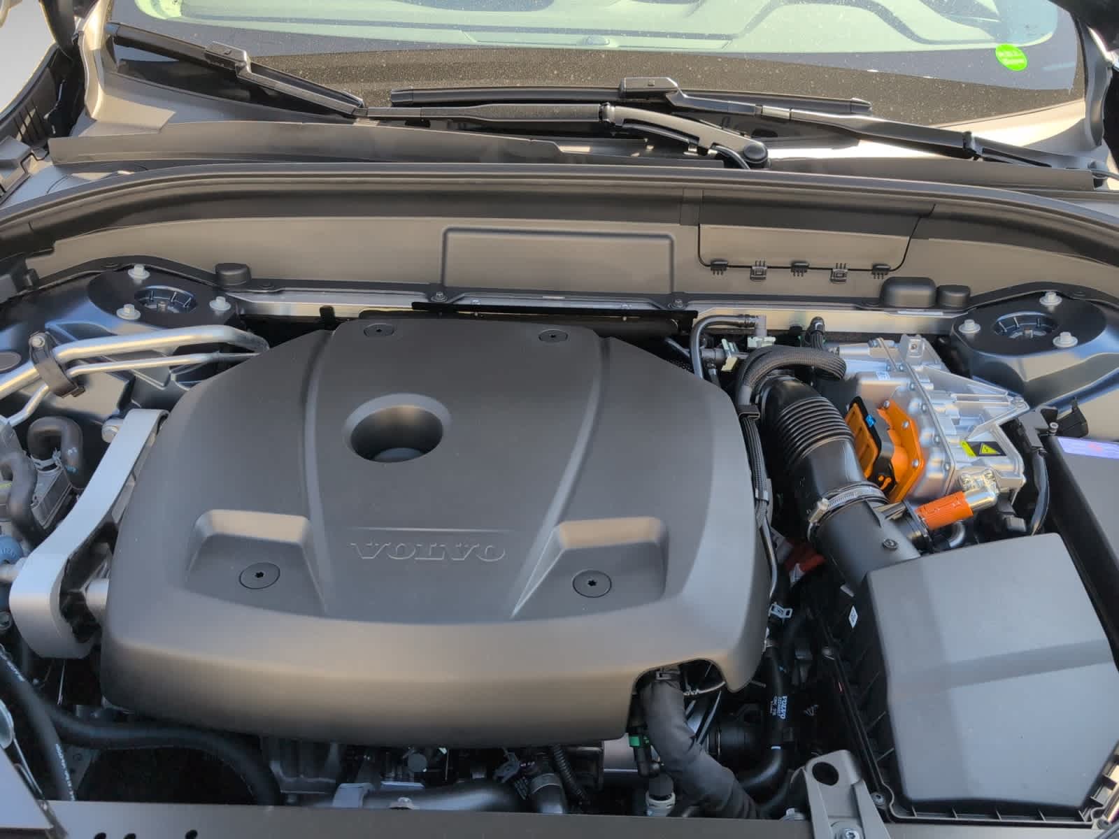 used 2025 Volvo XC60 plug-in hybrid car, priced at $54,998
