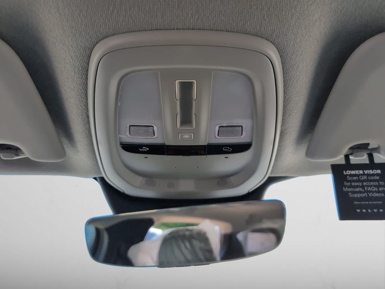 new 2025 Volvo XC40 car, priced at $49,810