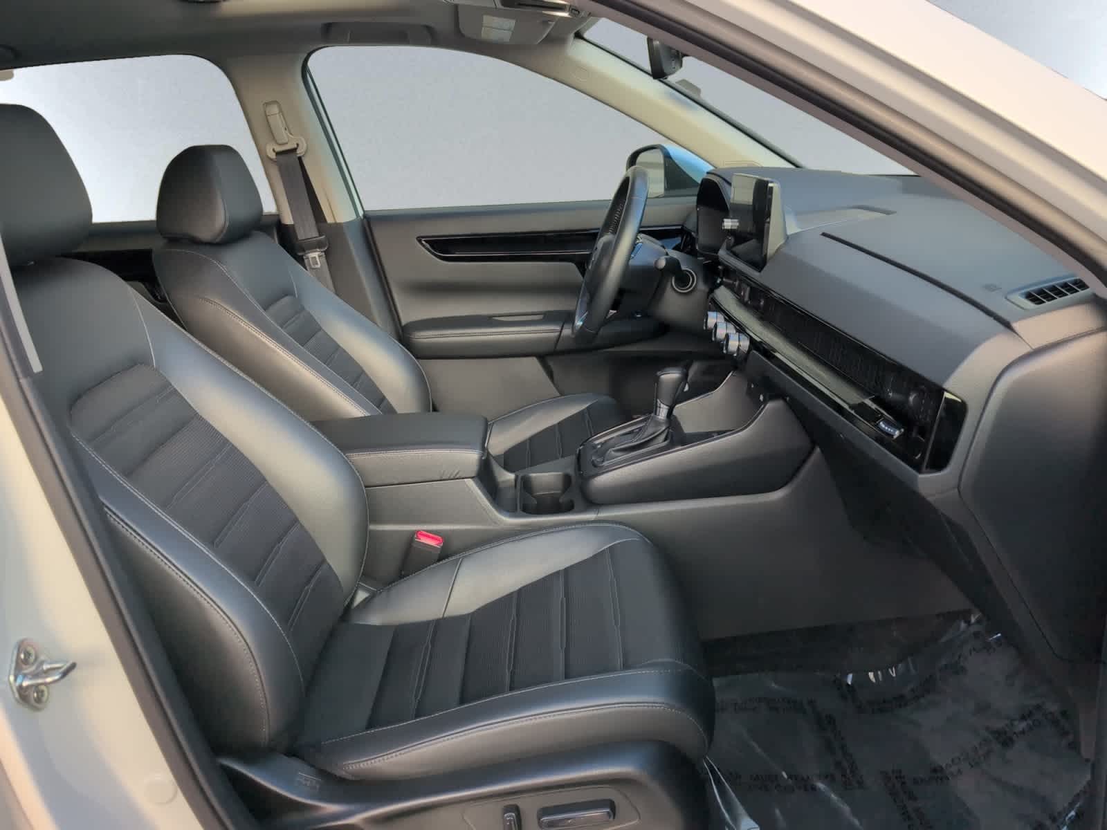 used 2023 Honda CR-V car, priced at $28,998