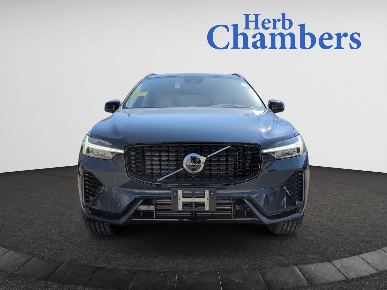 used 2025 Volvo XC60 plug-in hybrid car, priced at $54,998