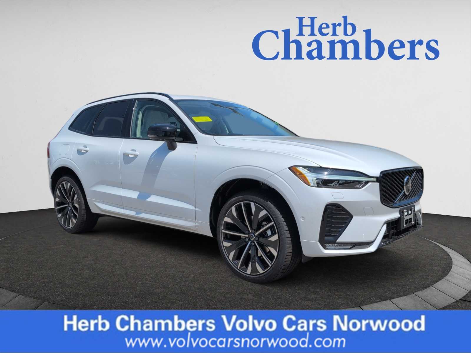 new 2026 Volvo XC60 car, priced at $63,935