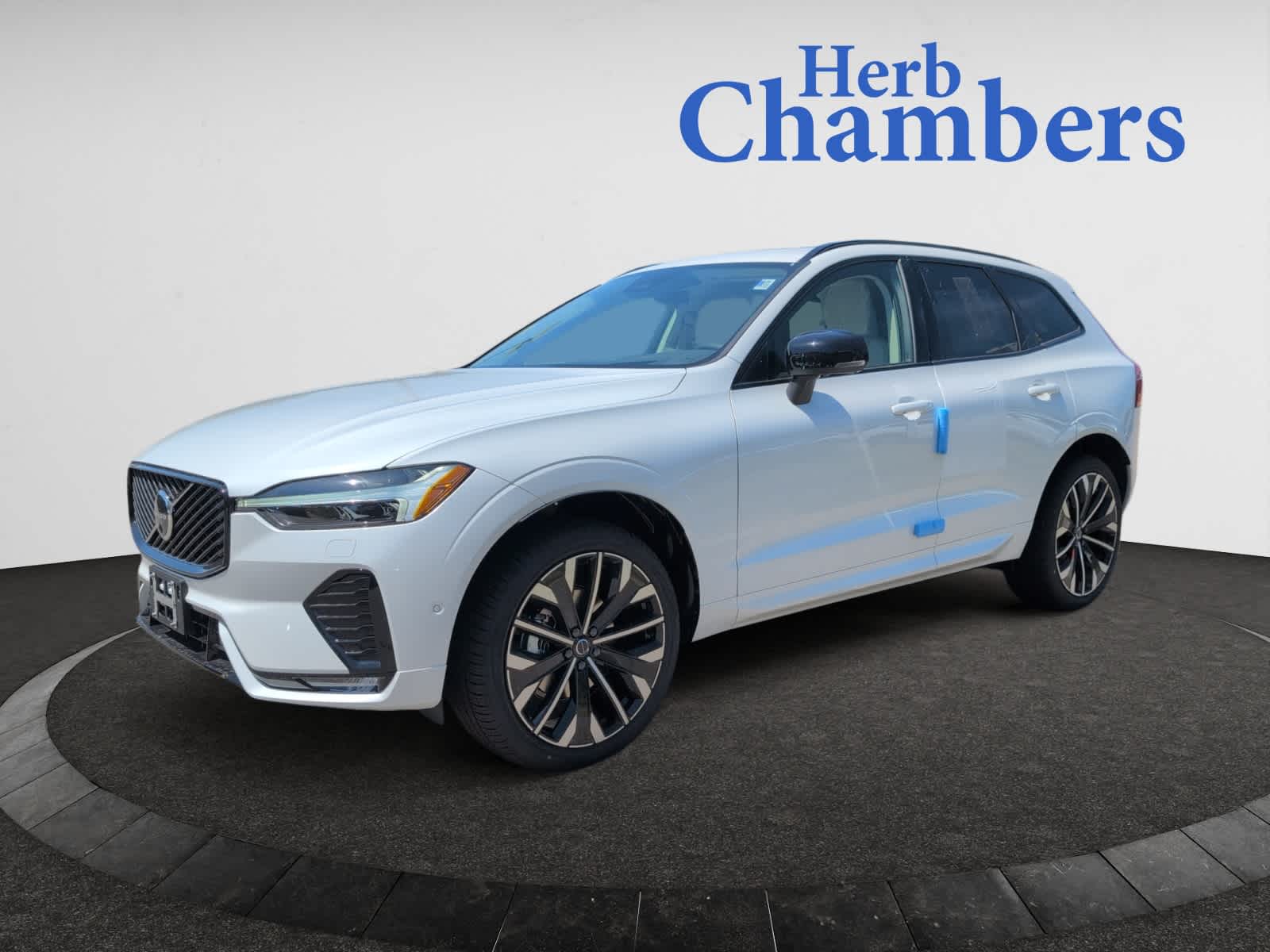 new 2026 Volvo XC60 car, priced at $63,935