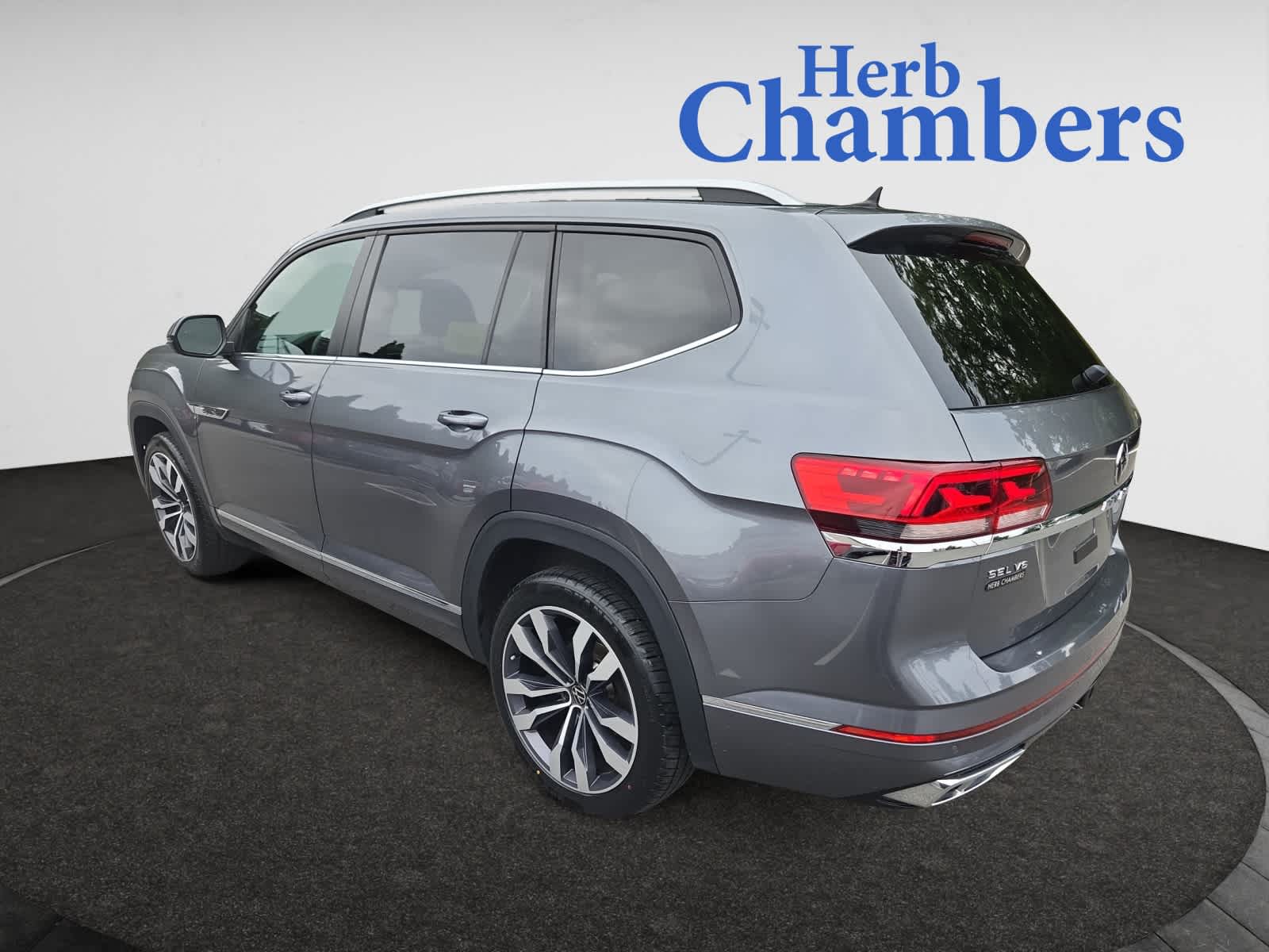 used 2021 Volkswagen Atlas car, priced at $19,998