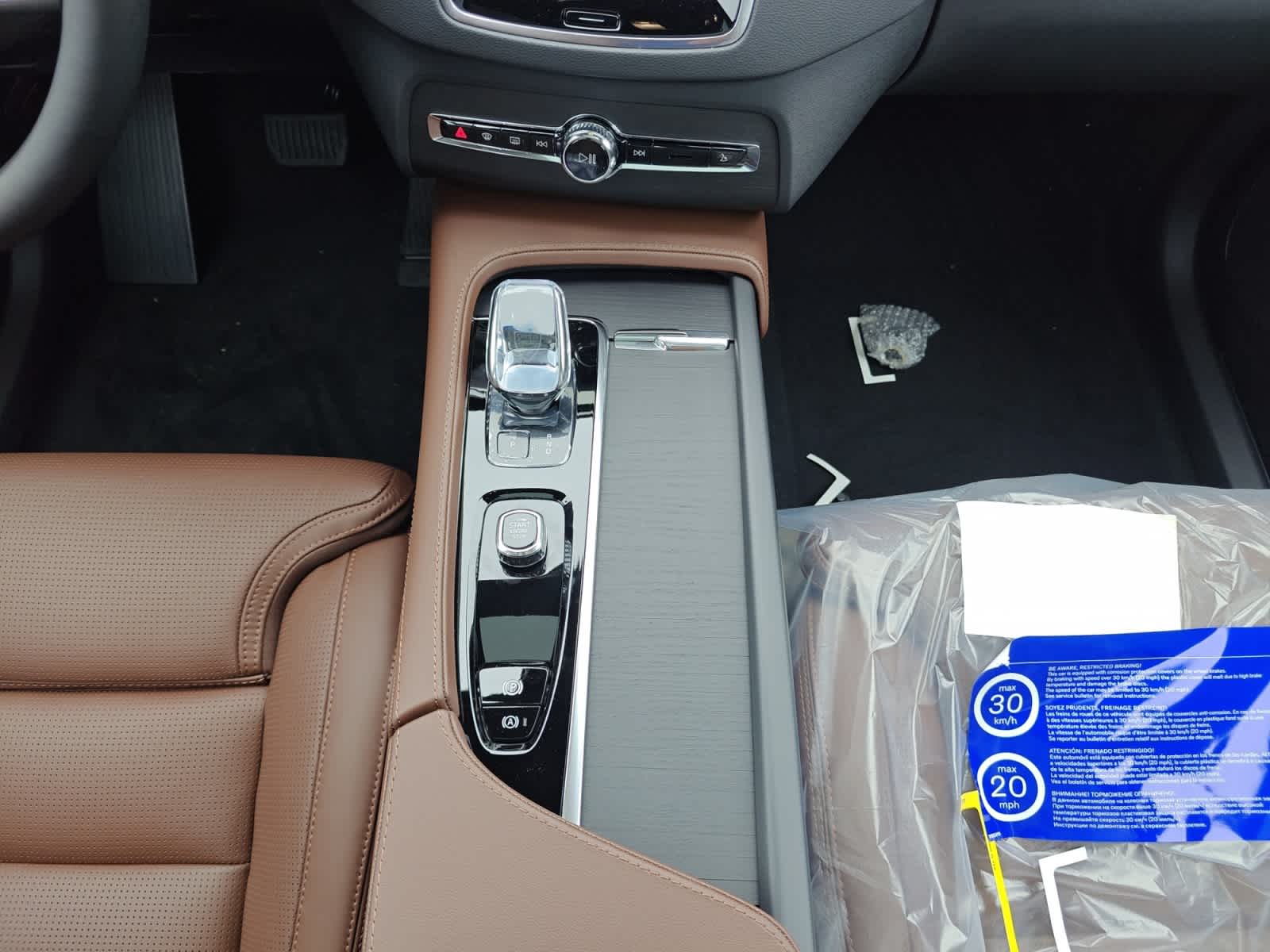 new 2025 Volvo XC90 car, priced at $72,655