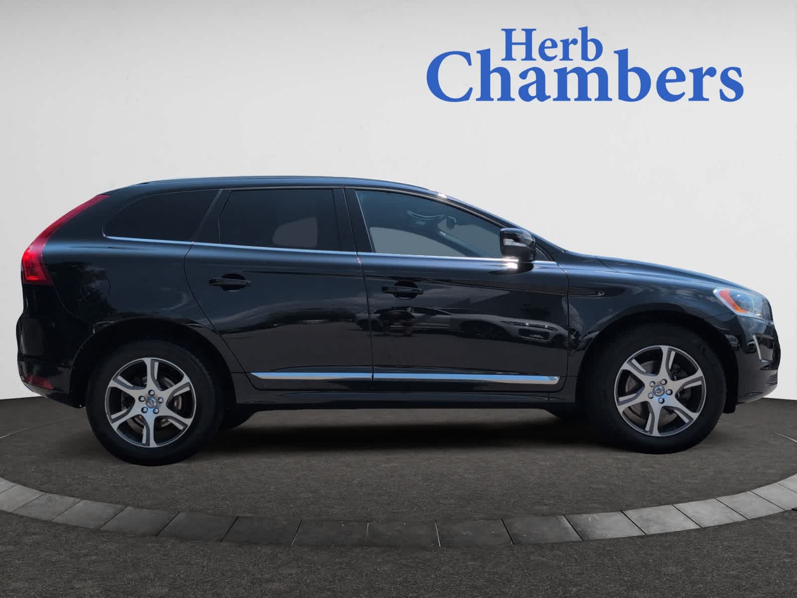 used 2015 Volvo XC60 car, priced at $14,498