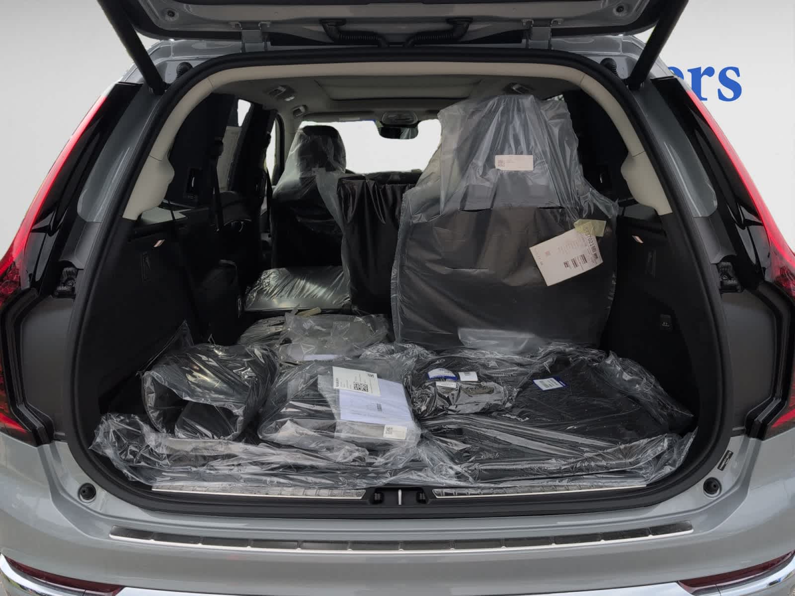 new 2026 Volvo XC90 plug-in hybrid car, priced at $81,875