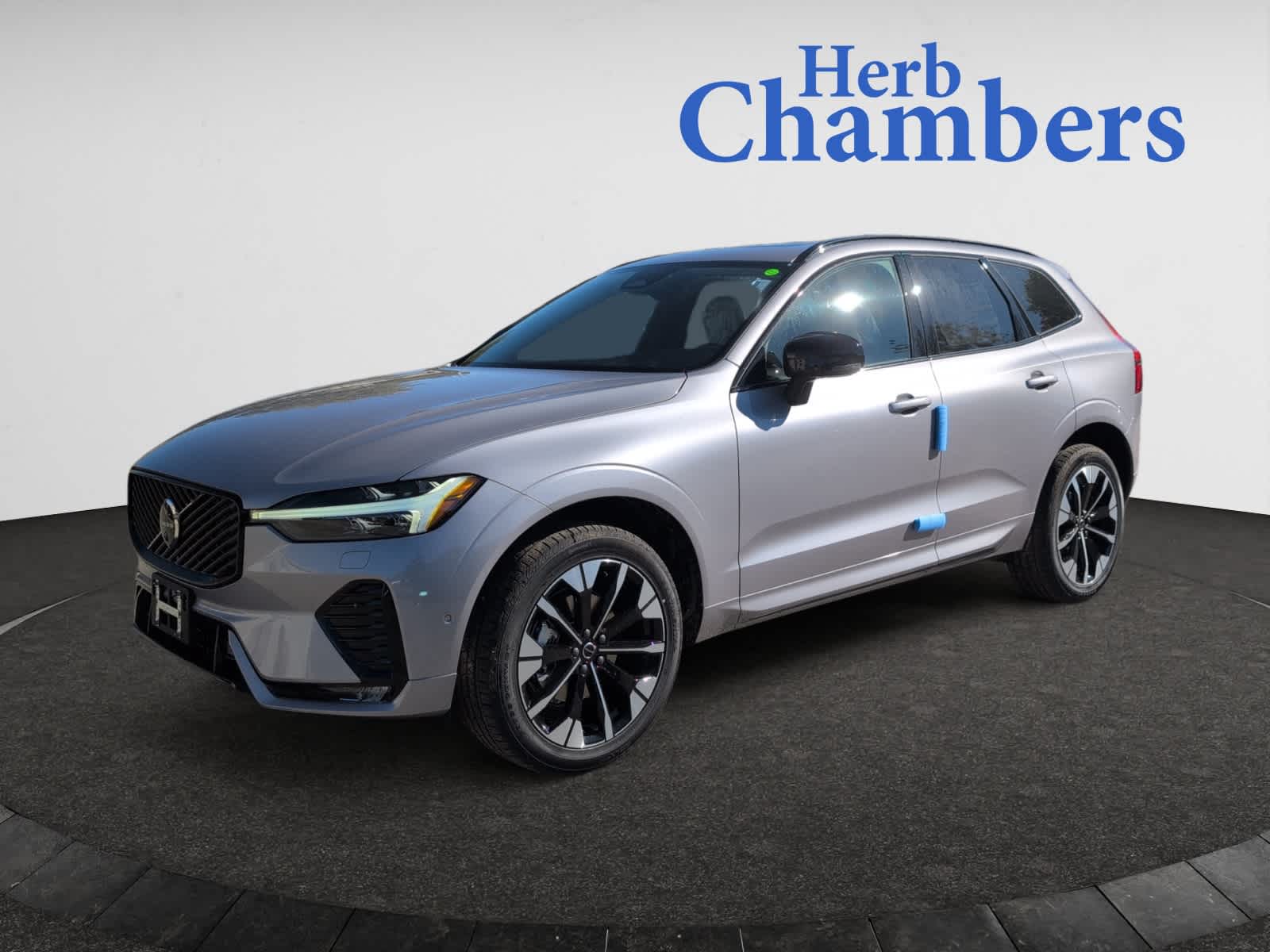 new 2026 Volvo XC60 car, priced at $57,985