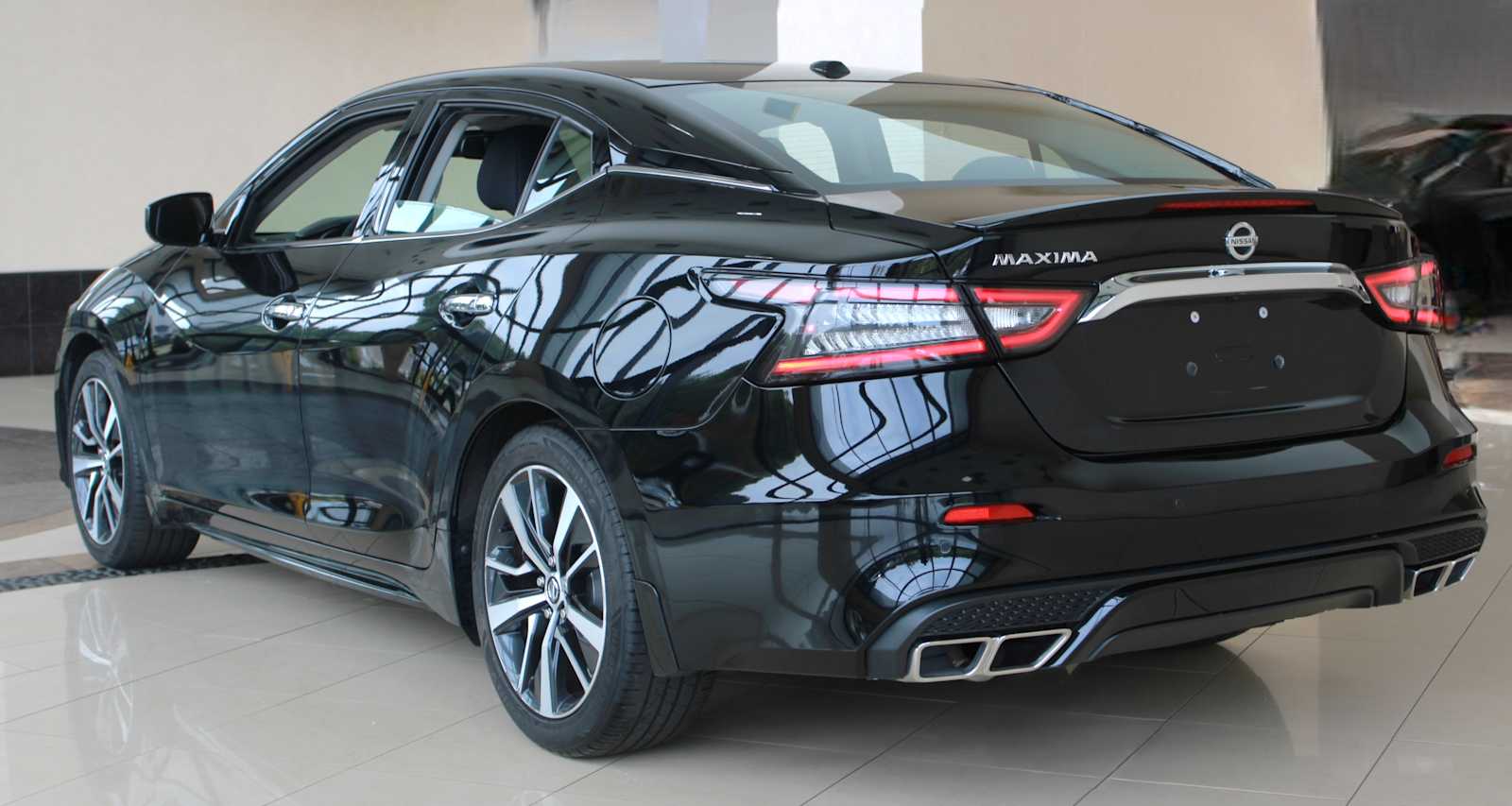 used 2020 Nissan Maxima car, priced at $15,998