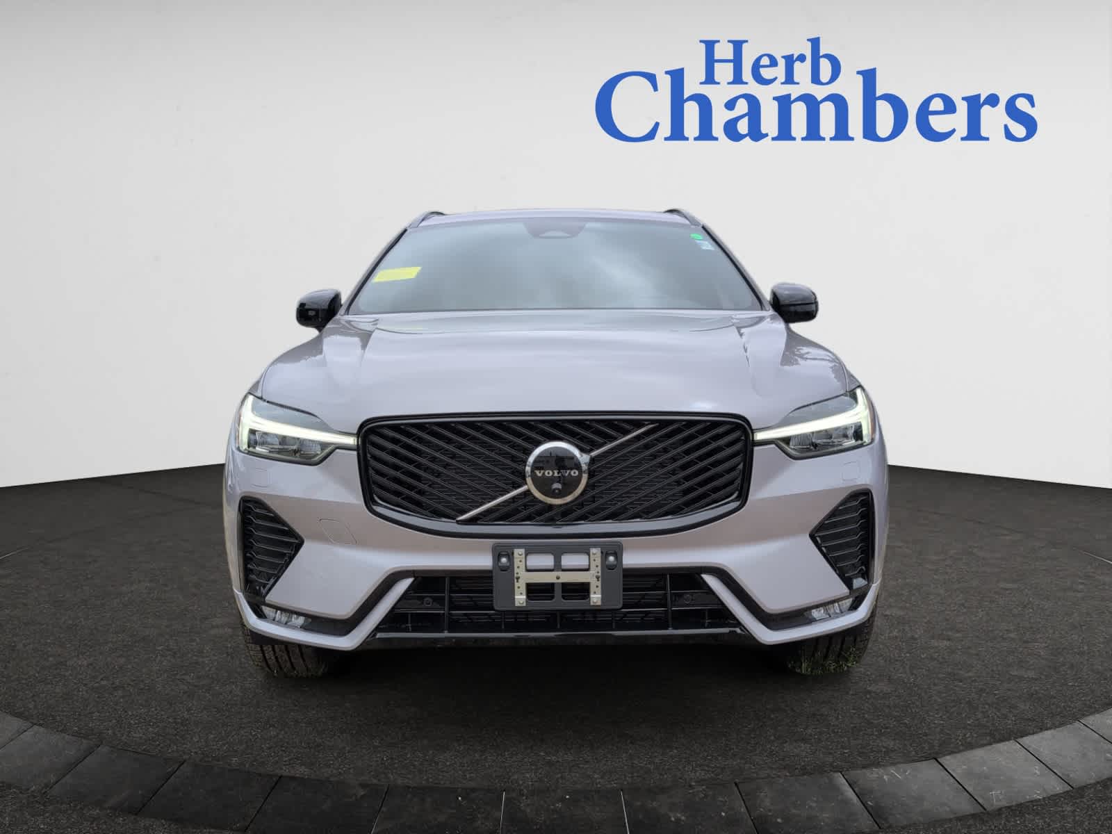 new 2026 Volvo XC60 car, priced at $58,360