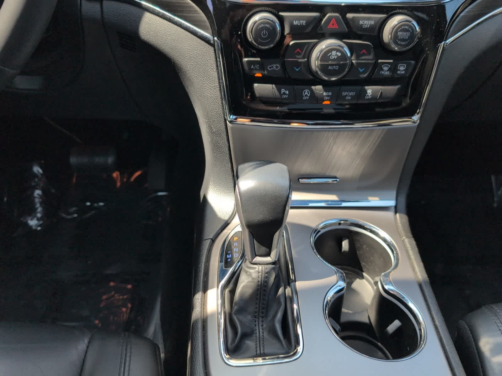 used 2021 Jeep Grand Cherokee car, priced at $28,998
