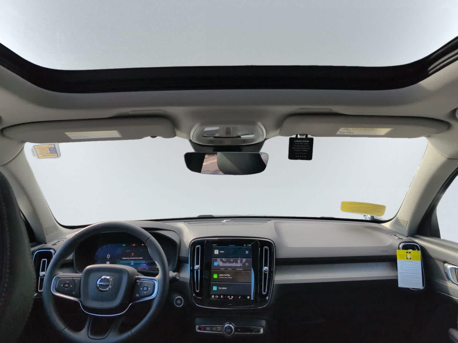 new 2025 Volvo XC40 car, priced at $46,015