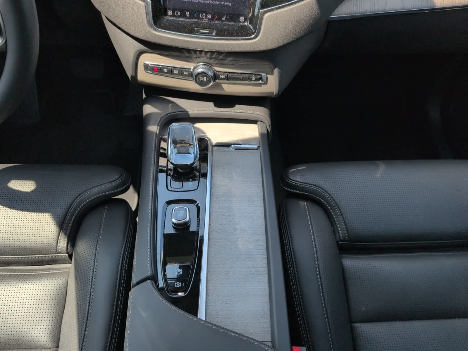 used 2024 Volvo XC90 B6 A7 ULT car, priced at $57,998