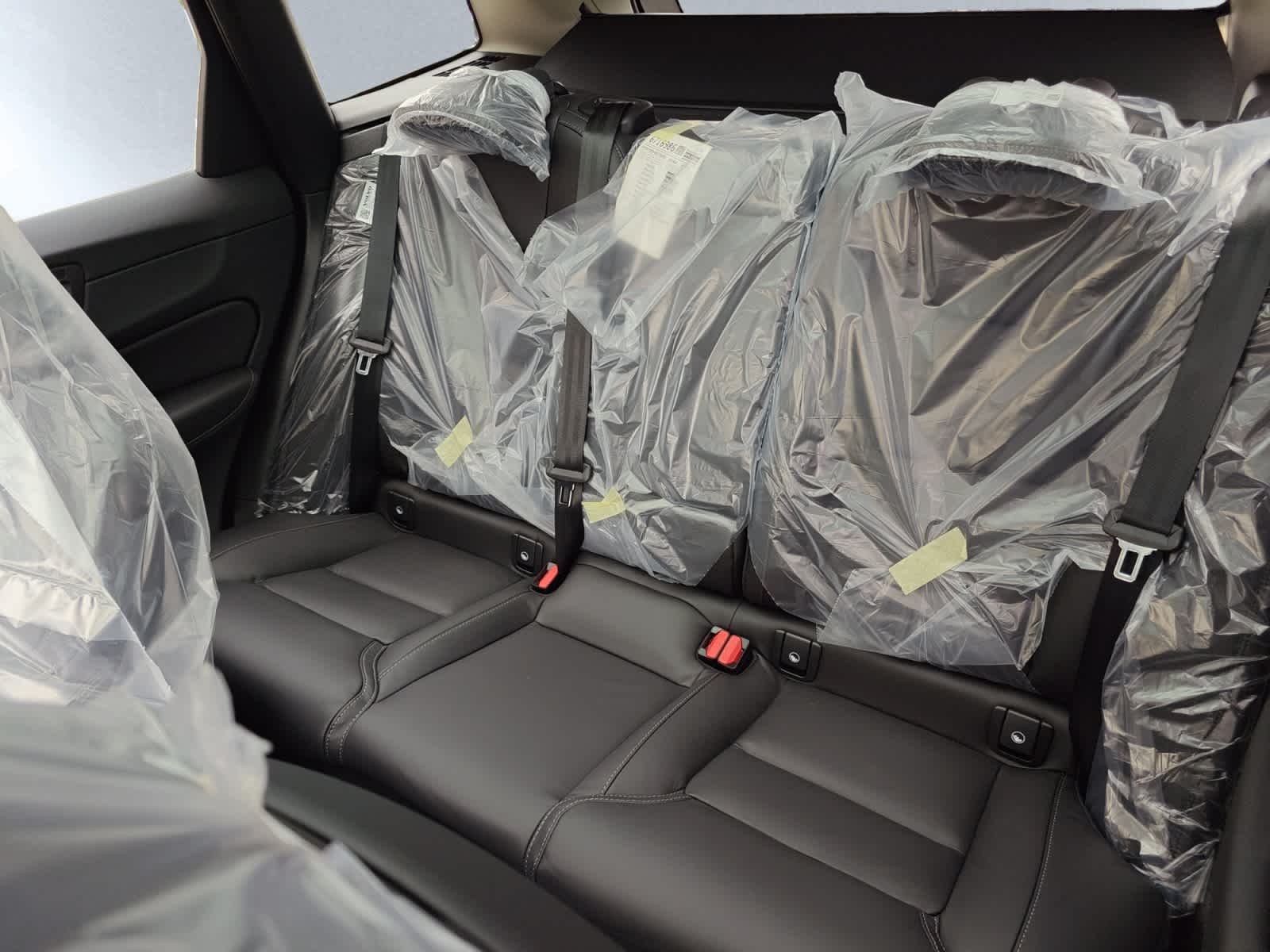 new 2025 Volvo XC60 plug-in hybrid car, priced at $71,490