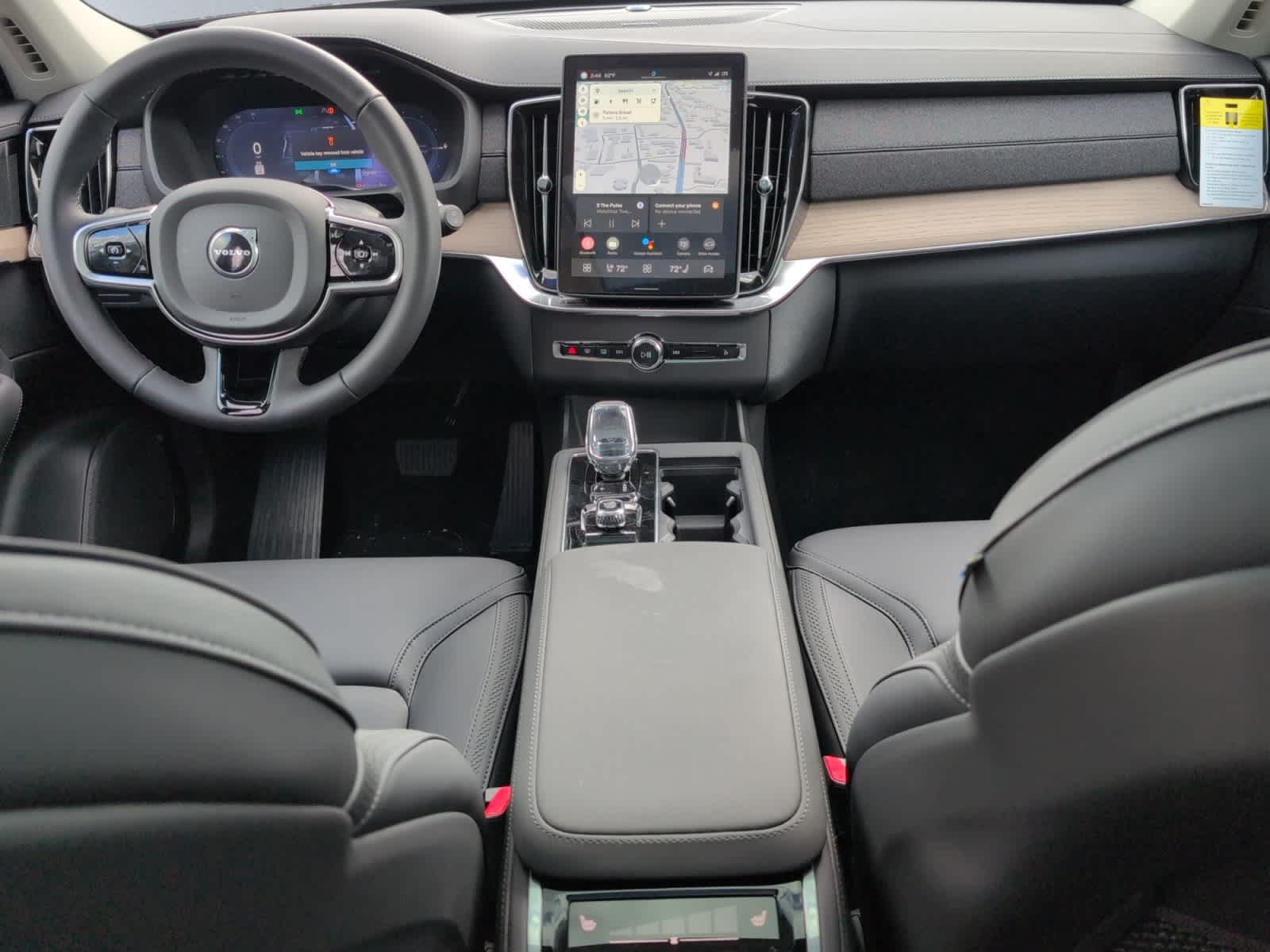 new 2025 Volvo XC90 plug-in hybrid car, priced at $78,805