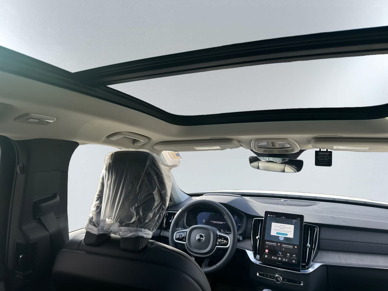 new 2025 Volvo XC90 plug-in hybrid car, priced at $81,995