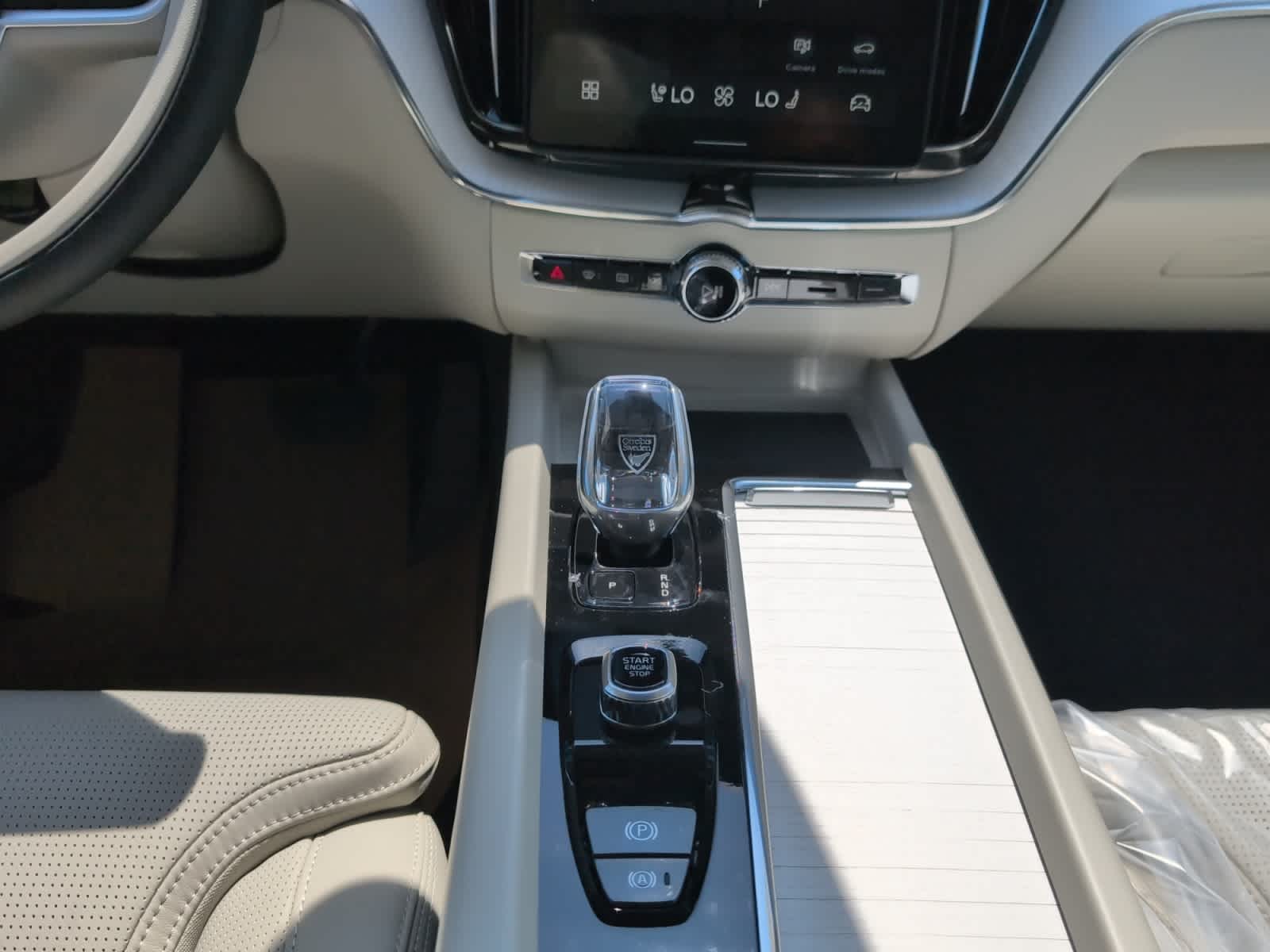 new 2026 Volvo XC60 car, priced at $63,935