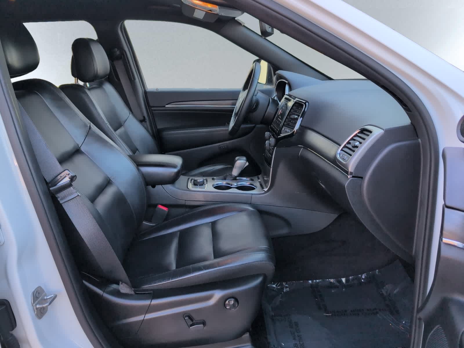 used 2019 Jeep Grand Cherokee car, priced at $15,998