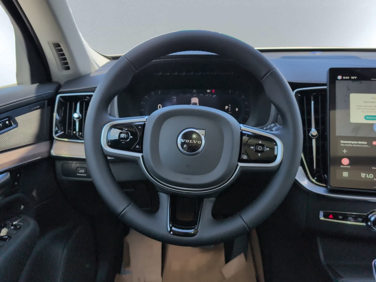new 2025 Volvo XC90 car, priced at $69,155
