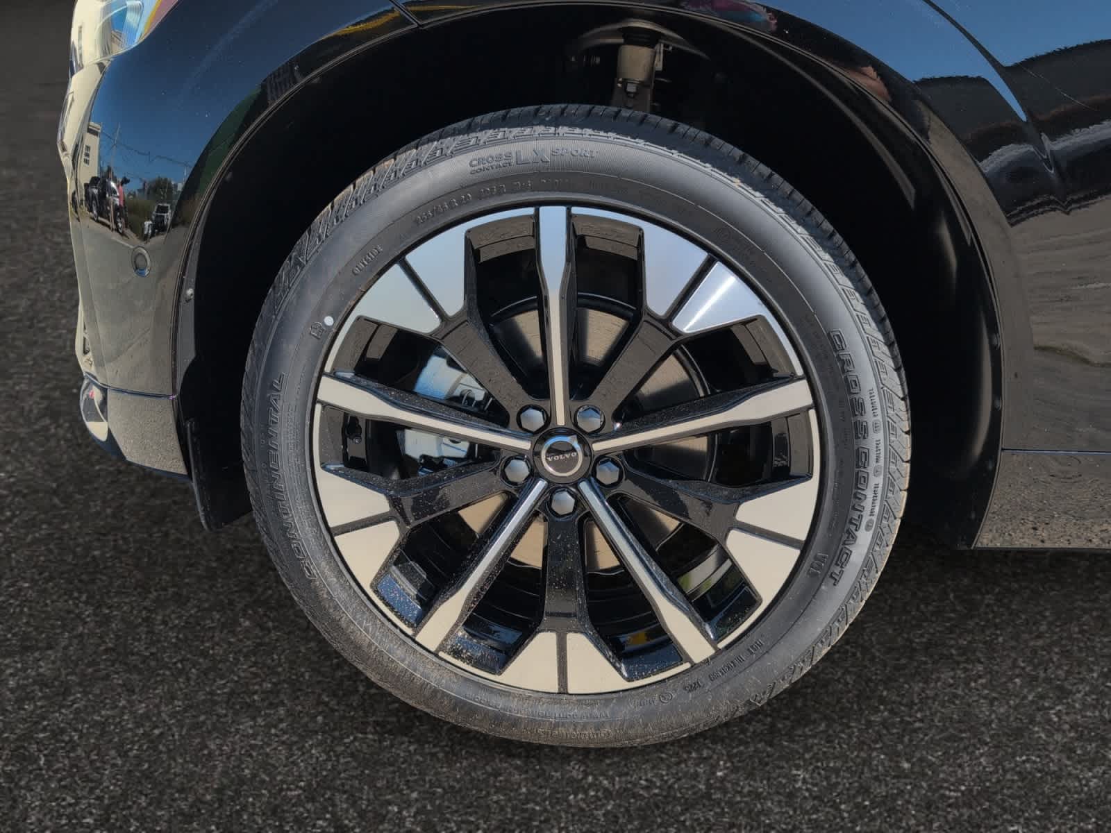new 2026 Volvo XC60 car, priced at $57,985