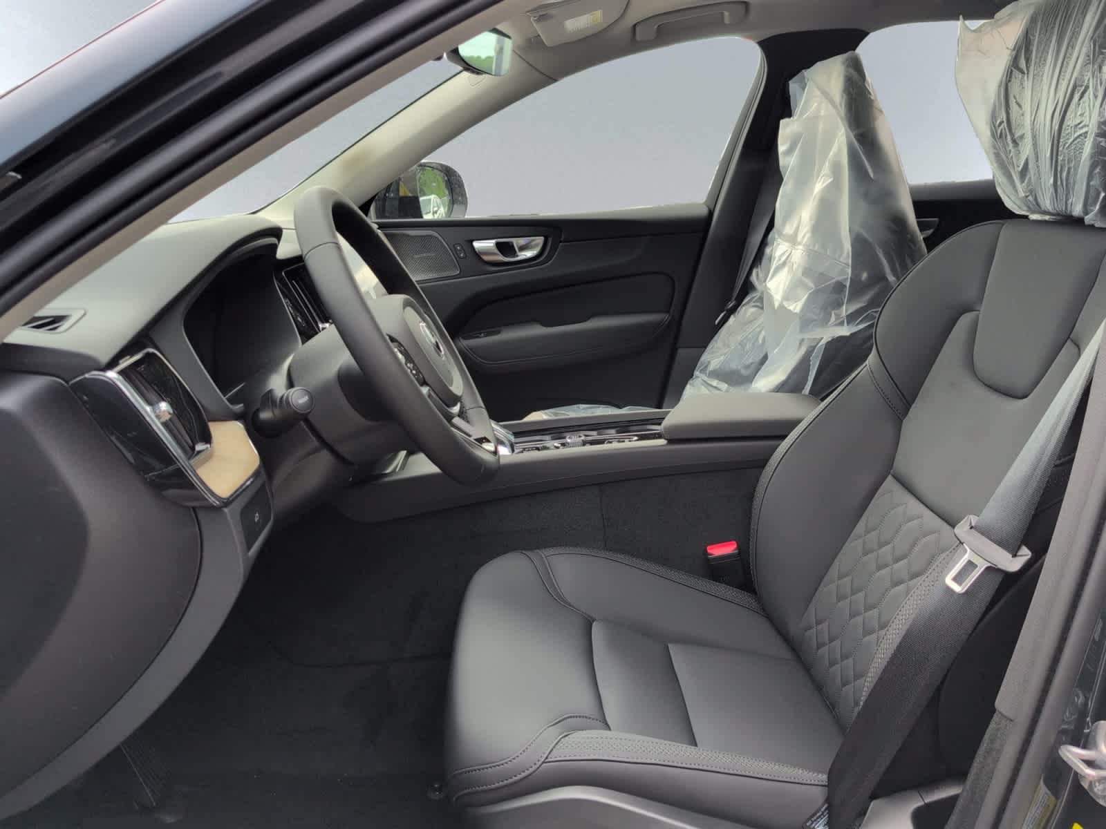 new 2026 Volvo XC60 car, priced at $58,360