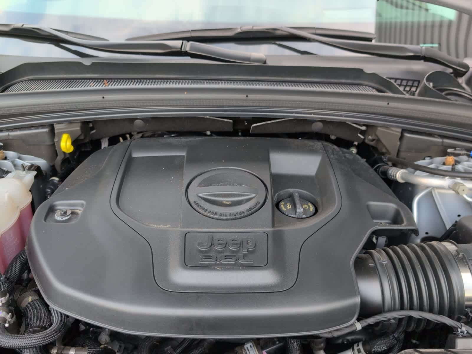 used 2023 Jeep Grand Cherokee car, priced at $41,998
