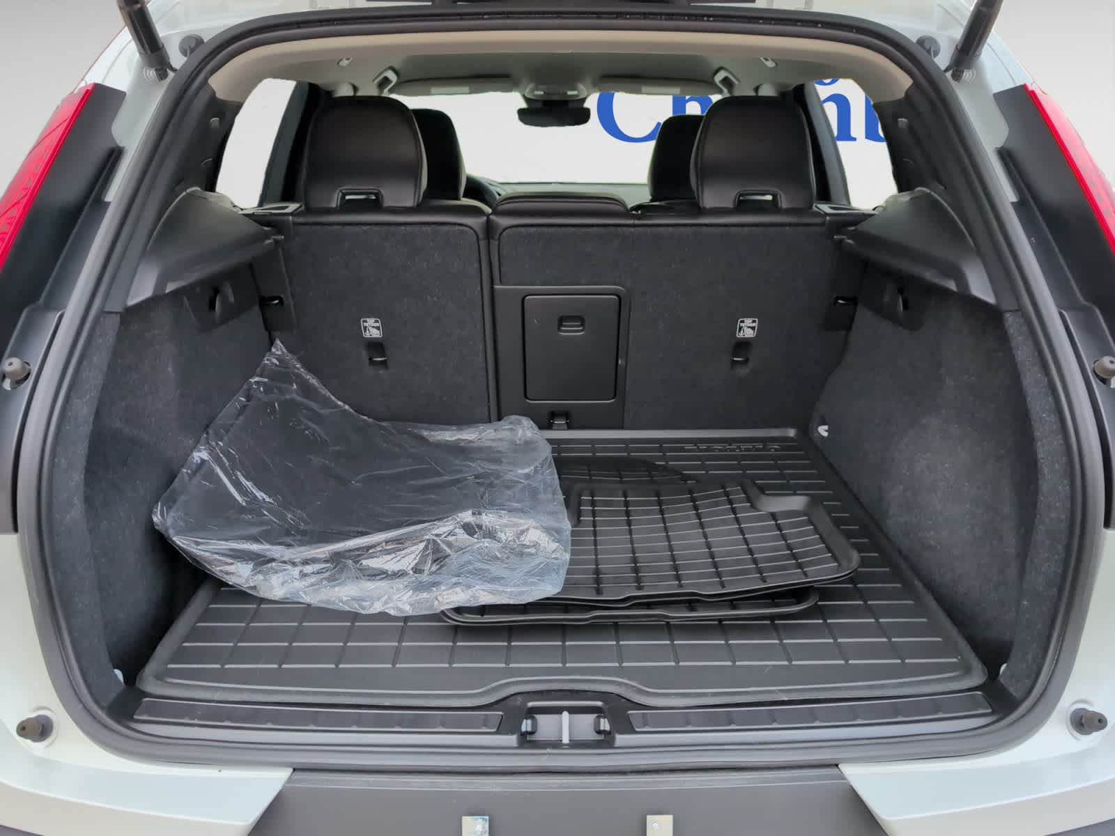 used 2023 Volvo XC40 car, priced at $26,998