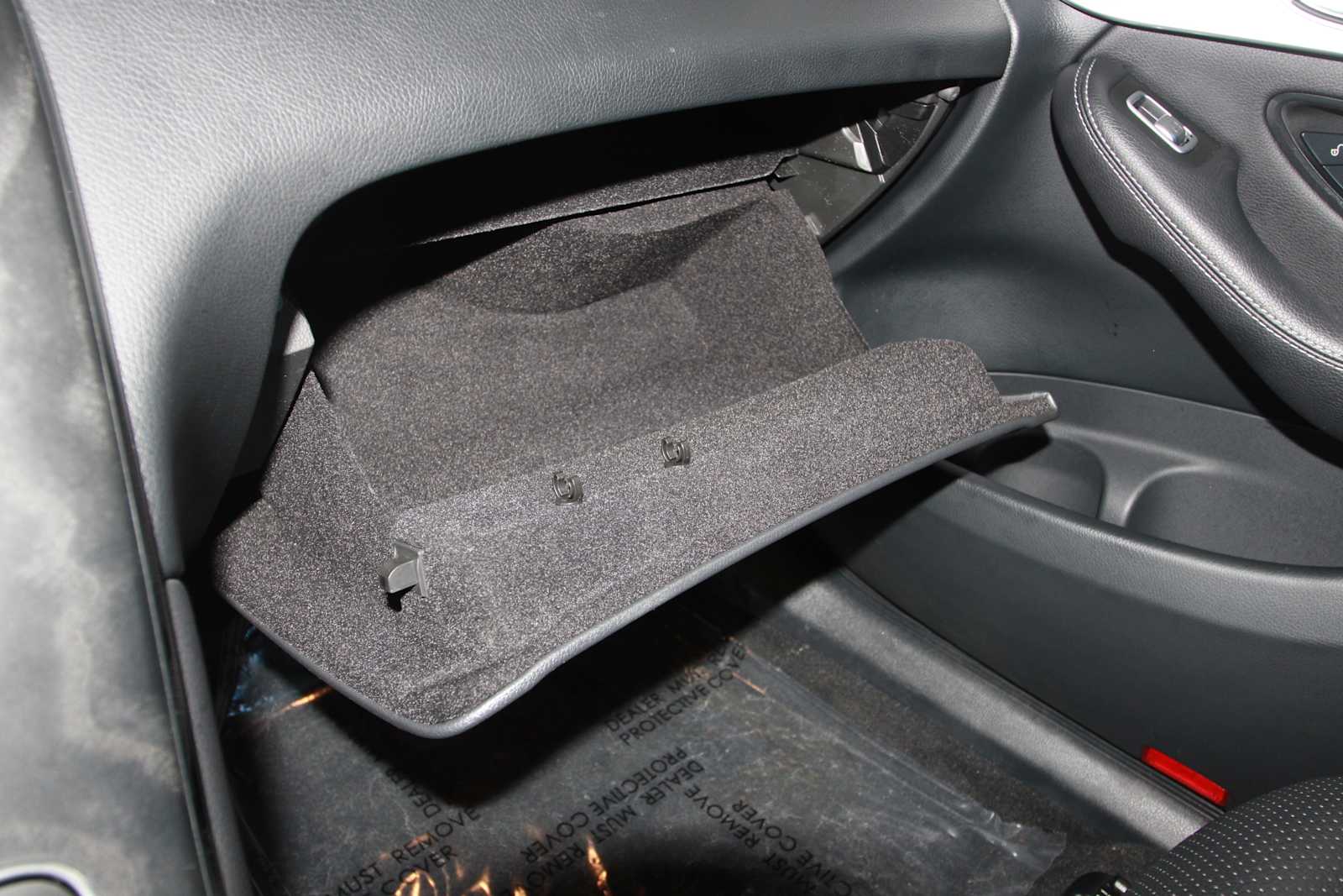 used 2019 Mercedes-Benz GLC 300 car, priced at $24,998