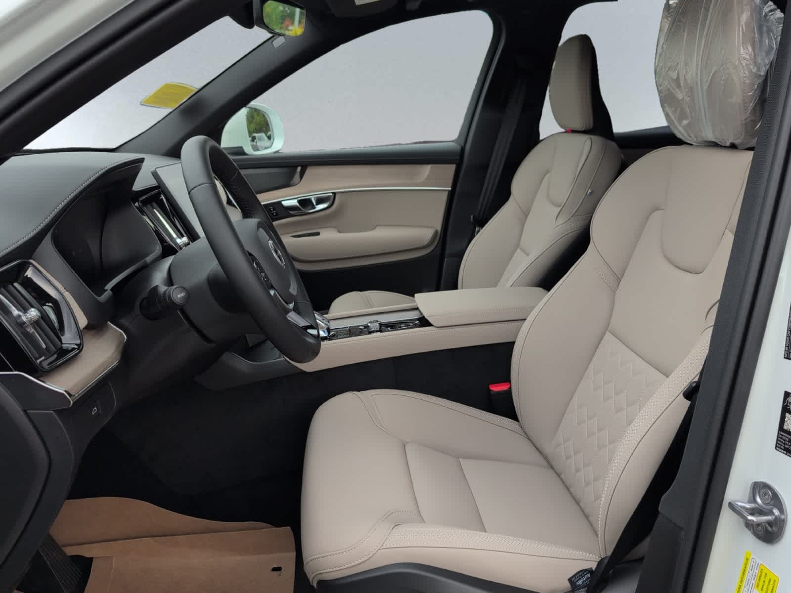 new 2026 Volvo XC90 car, priced at $71,780