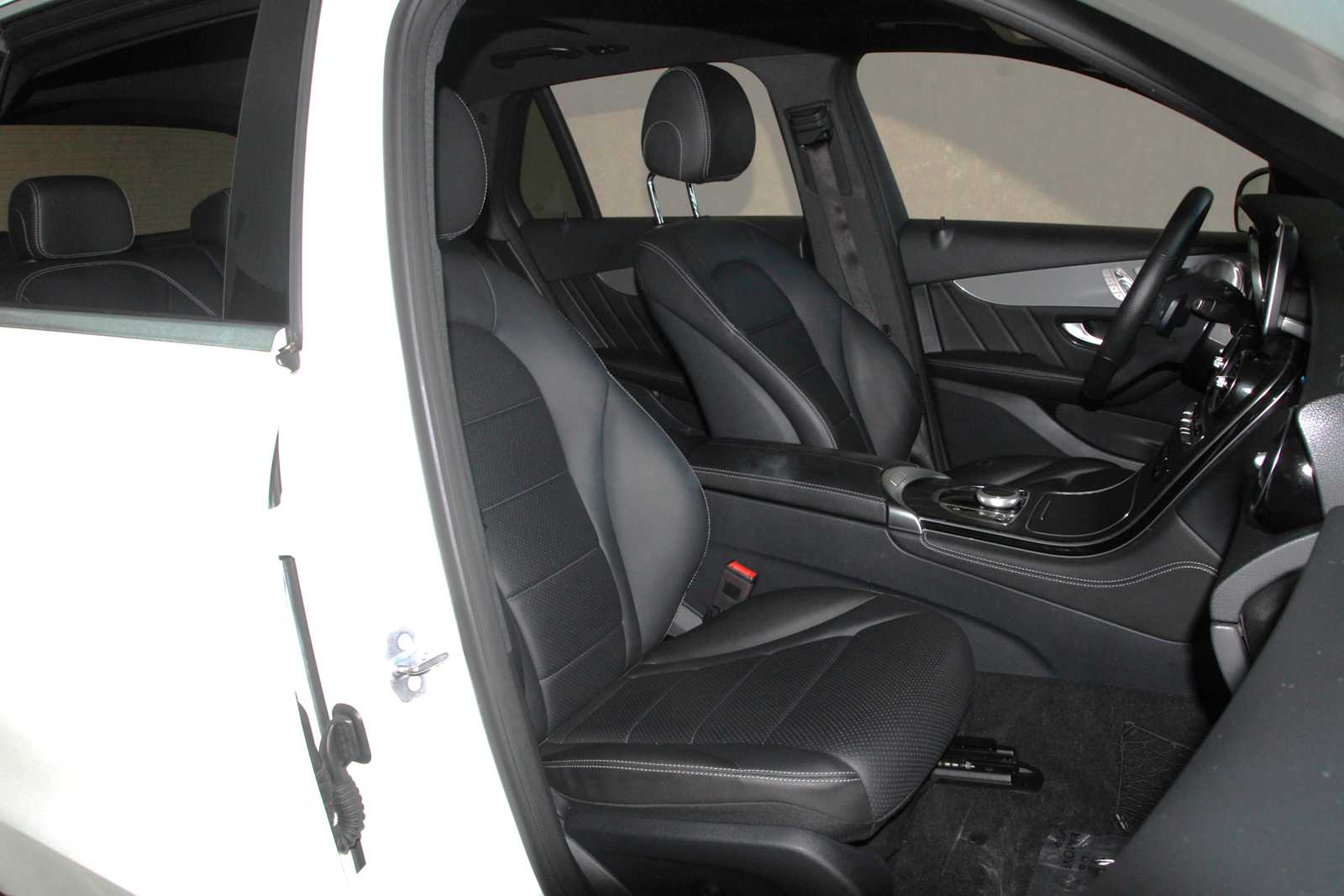 used 2019 Mercedes-Benz GLC 300 car, priced at $24,998